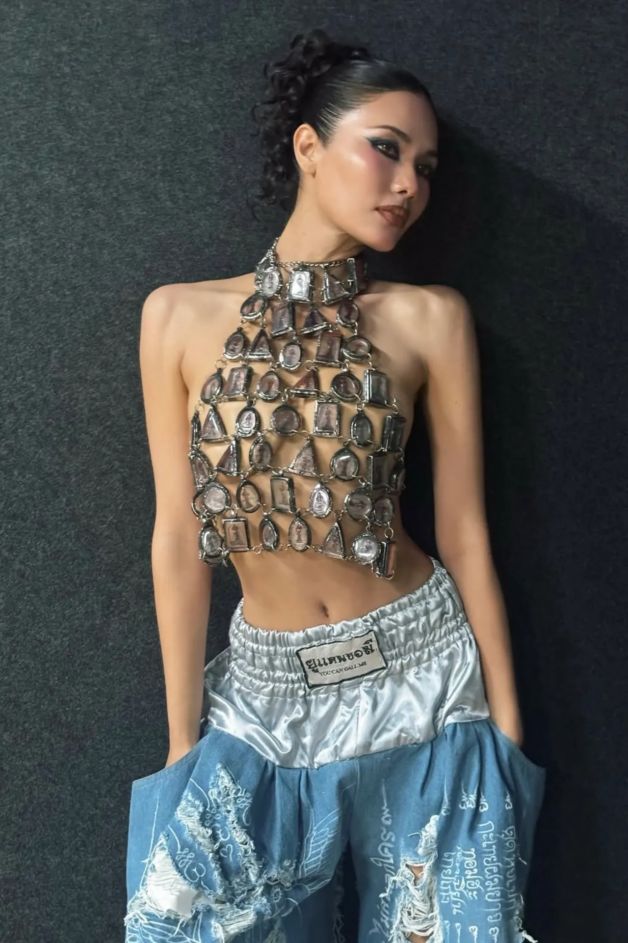 น้ำตาล ชลิตา ตอบดราม่าชุดพระเครื่อง เป็นคนรู้กาลเทศะ ใครเมนต์แรงเตรียมเงินไว้