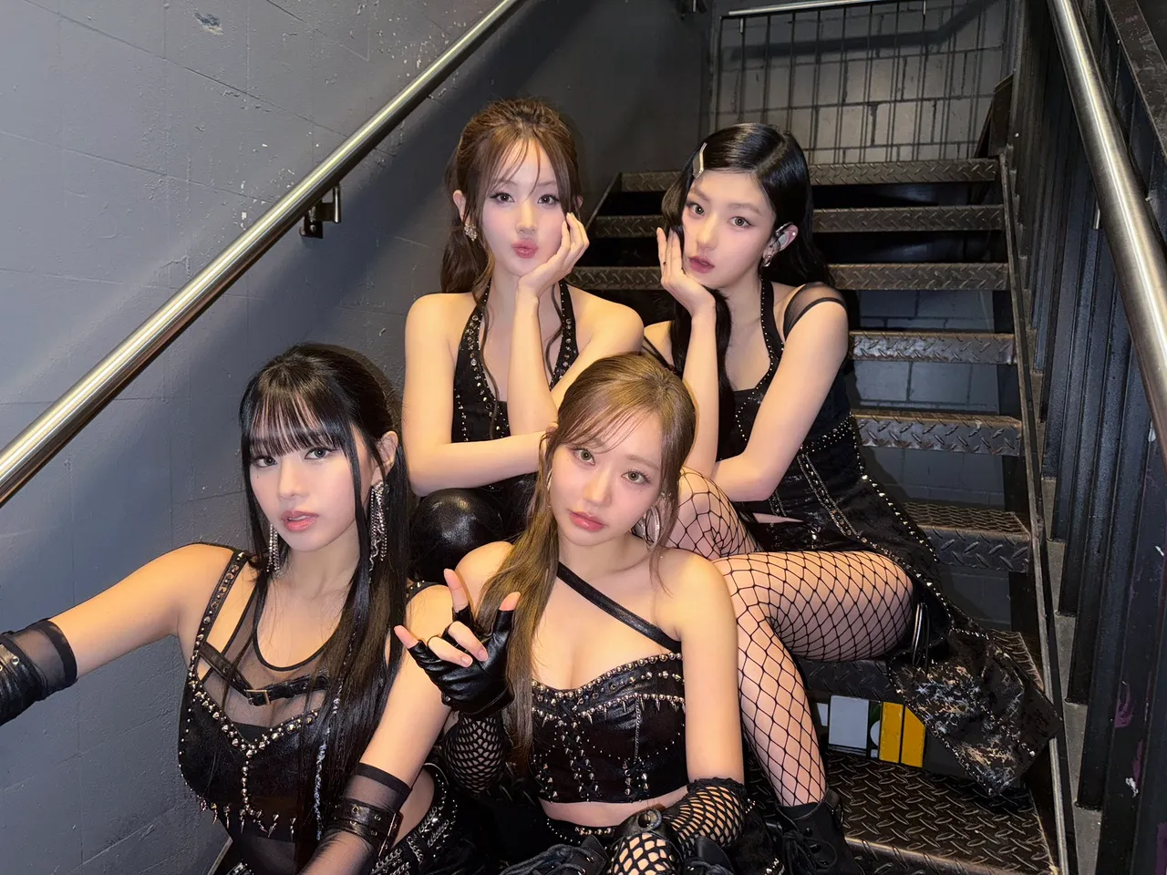 ลิฟต์ก็เอาไม่ลง สมมงตัวแม่ KISS OF LIFE ส่งสัญญาณคิสซี่ เตรียมกดบัตร 1 มี.ค.นี้