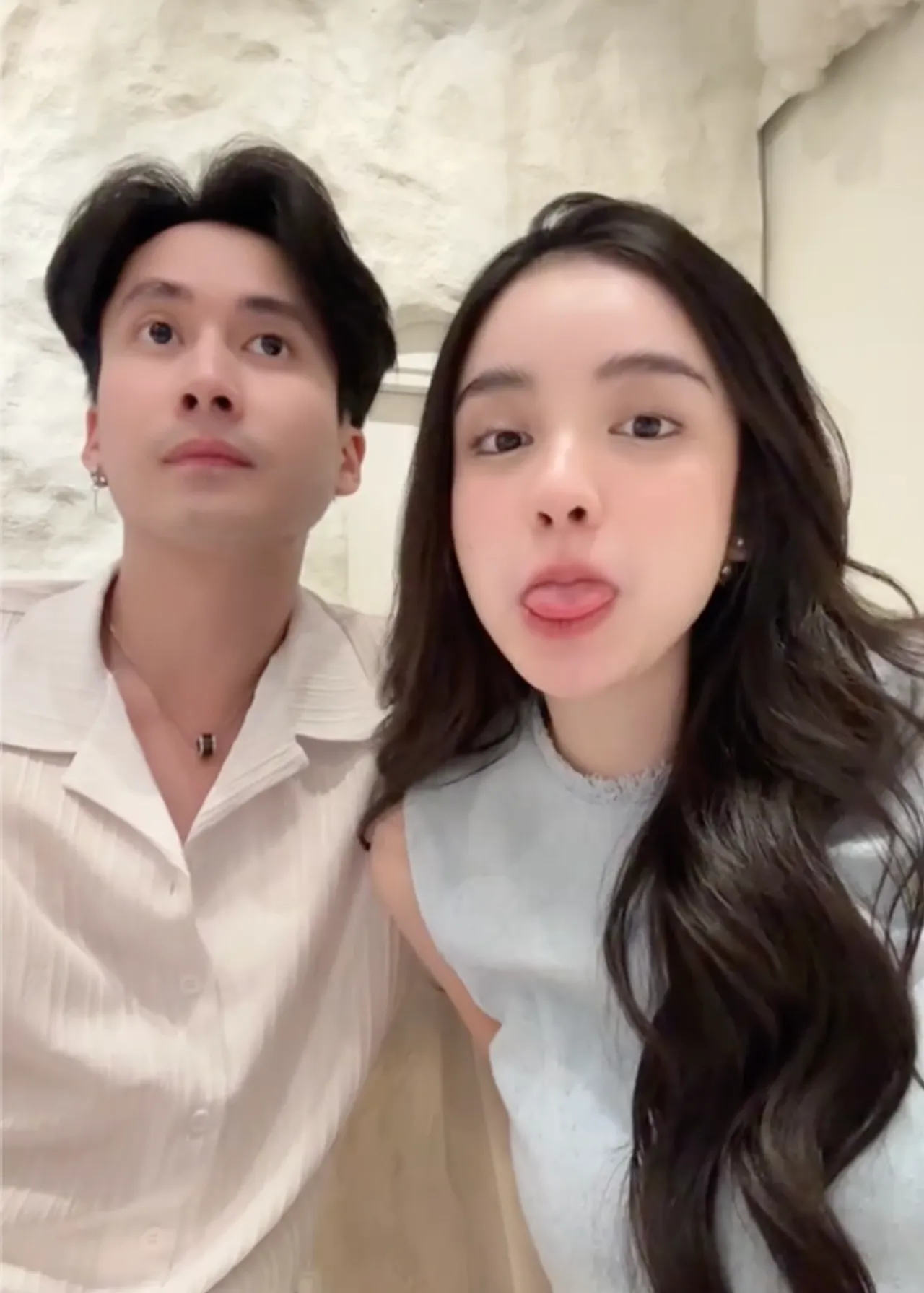 หมอบุ๊ค แฟนใหม่ ขนม ศศิกานต์ คลั่งรักหนักมาก ลงคลิปดินเนอร์สุดหวานหลังเปิดตัว (คลิป)