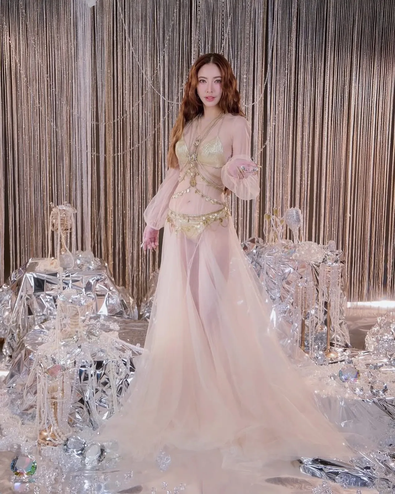 ลุคนี้มีตะลึง แป้ง อรจิรา ฉลองวันเกิดแบบตัวแม่ 40 ยังแจ๋ว เปรี้ยวเข็ดฟัน