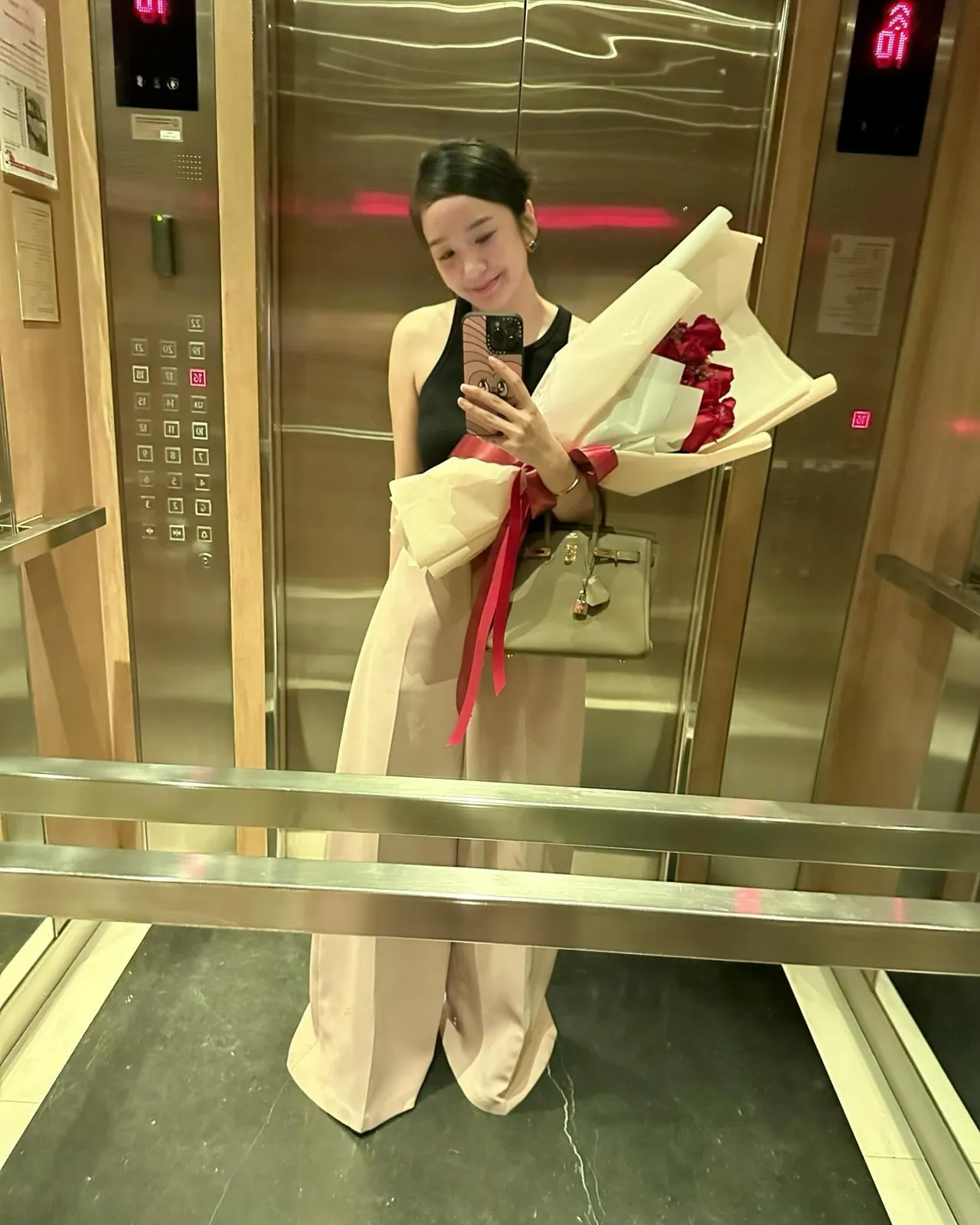 รู้จักสารวัตรบีบี สาวที่ ว่าน ธนกฤต แท็กไอจีถึง โปรไฟล์เริ่ด เก่งรอบด้าน