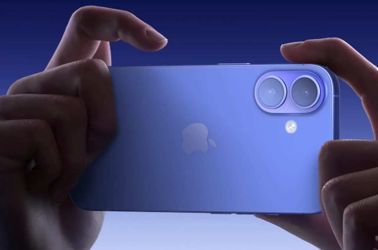 เปรียบเทียบ iPhone 16e และ iPhone 16 สมาร์ทโฟนรุ่นไหนน่าใช้กว่ากัน