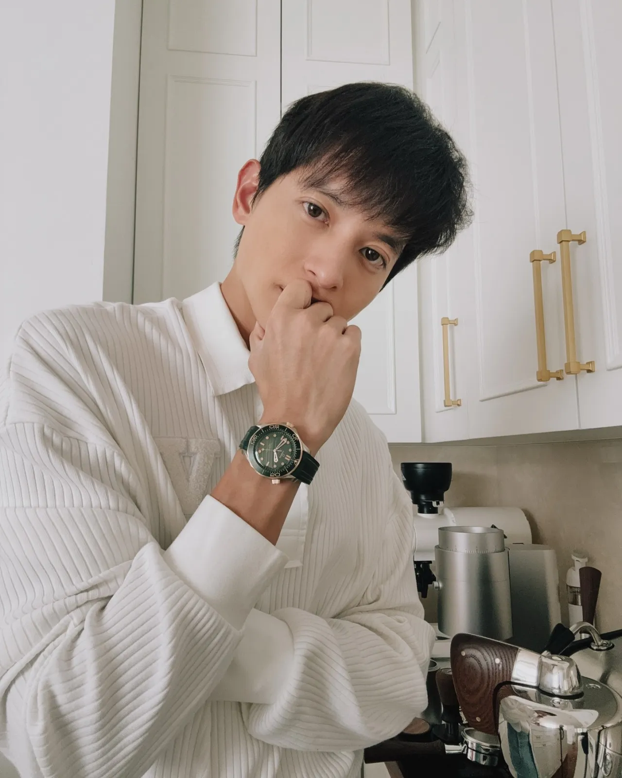 เจมส์จิ ตอบแล้วหลังถูกทักหน้าโทรม ดูเศร้า เผยนอนน้อยทำงานหนักจนท้อ