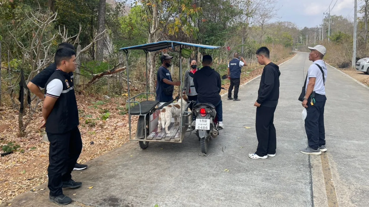 พบแล้ว ชายผูกคอ "สุนัข" ลากไปกับรถซาเล้ง ตำรวจตามคุมตัว เพื่อสอบข้อเท็จจริง