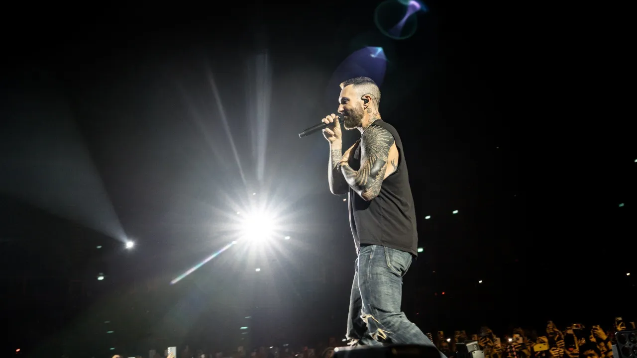 ยอดเยี่ยม ยิ่งใหญ่ มารูน ไฟฟ์ กลับมาเสิร์ฟโชว์สุดมันส์ในรอบ 2 ปี