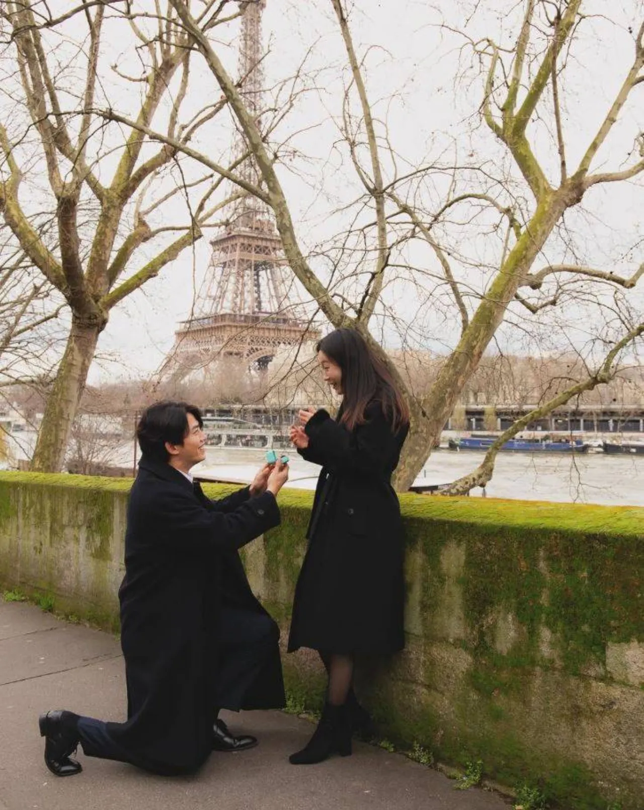 เซอร์ไพรส์มาก แทคยอน 2PM ขอแฟนสาวนอกวงการแต่งงานกลางปารีส บรรยากาศสุดโรแมนติก