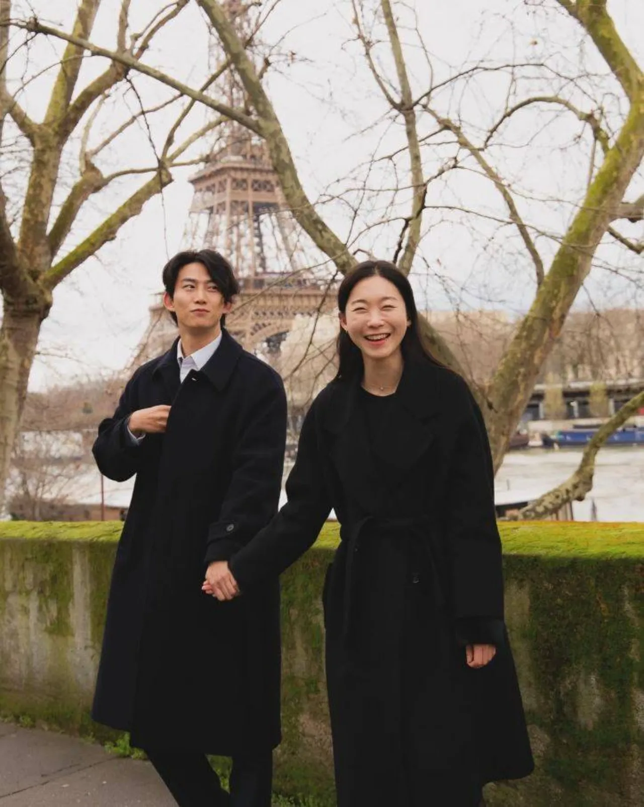 เซอร์ไพรส์มาก แทคยอน 2PM ขอแฟนสาวนอกวงการแต่งงานกลางปารีส บรรยากาศสุดโรแมนติก