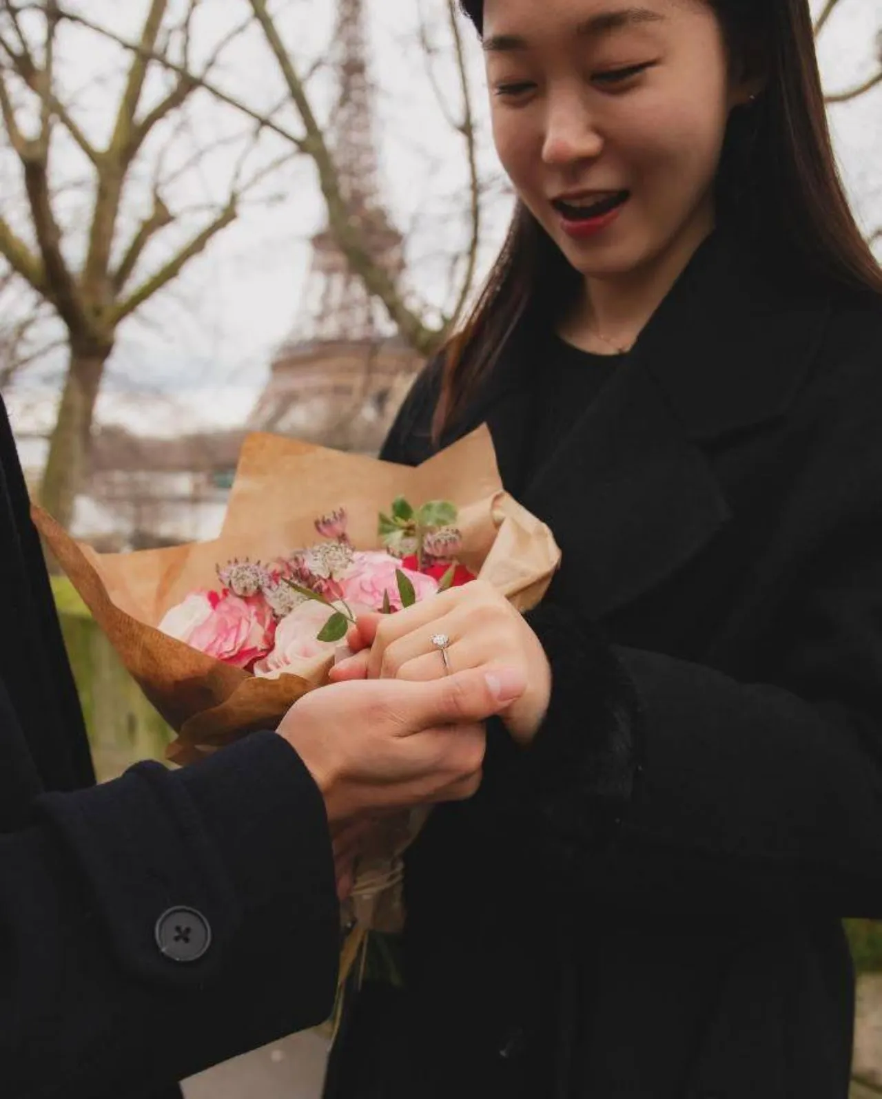 เซอร์ไพรส์มาก แทคยอน 2PM ขอแฟนสาวนอกวงการแต่งงานกลางปารีส บรรยากาศสุดโรแมนติก