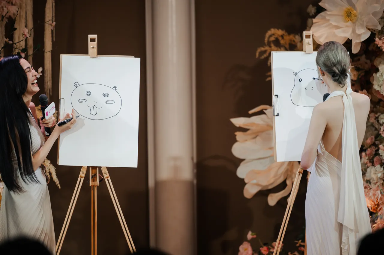 หลิง-ออม 2 สาวสุดฮอต เสิร์ฟความน่ารักพร้อมสร้างความทรงจำสุดพิเศษให้แฟนๆ 