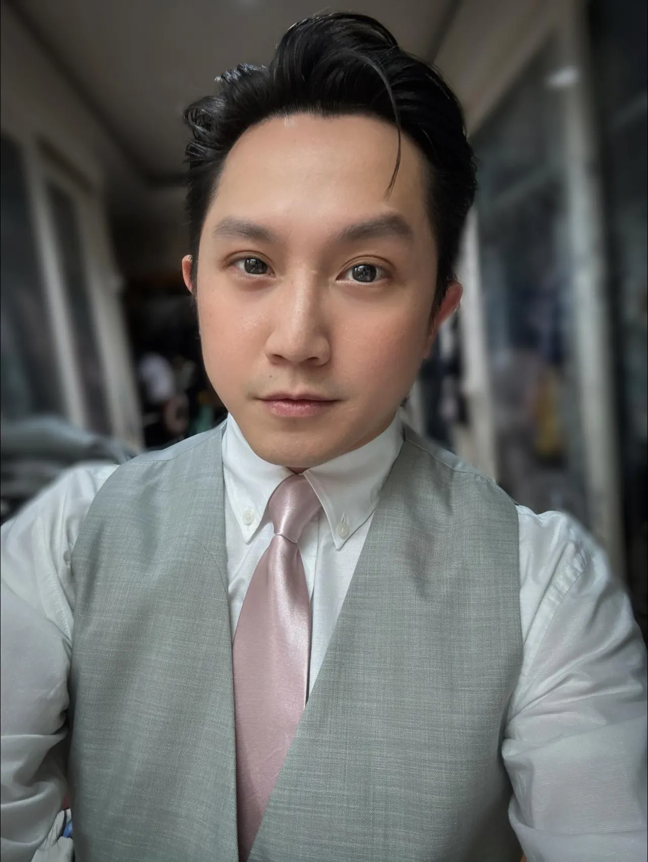 ตอบคำถาม อั้ม อิราวัต ร้องเพลงอะไร แถมเป็นนักร้องค่ายยักษ์ใหญ่