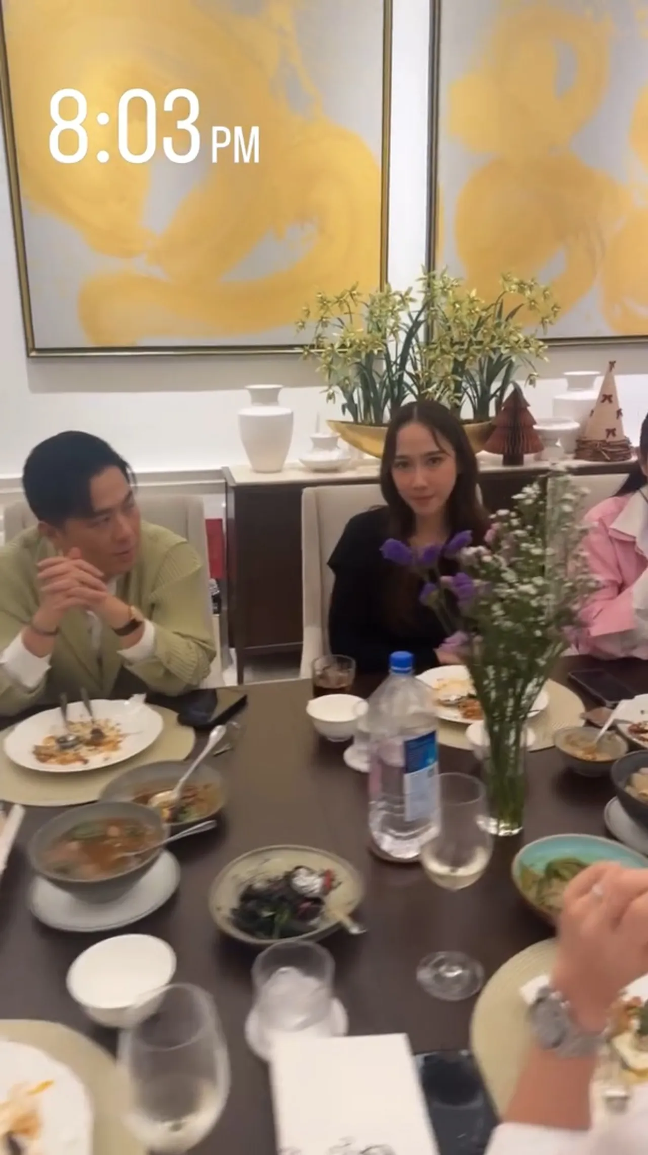 ส่องโมเมนต์ชวนยิ้ม อั้ม พัชราภา เจอ ไฮโซพก อีกครั้งในวันเกิด เมย์ พิชญ์นาฏ