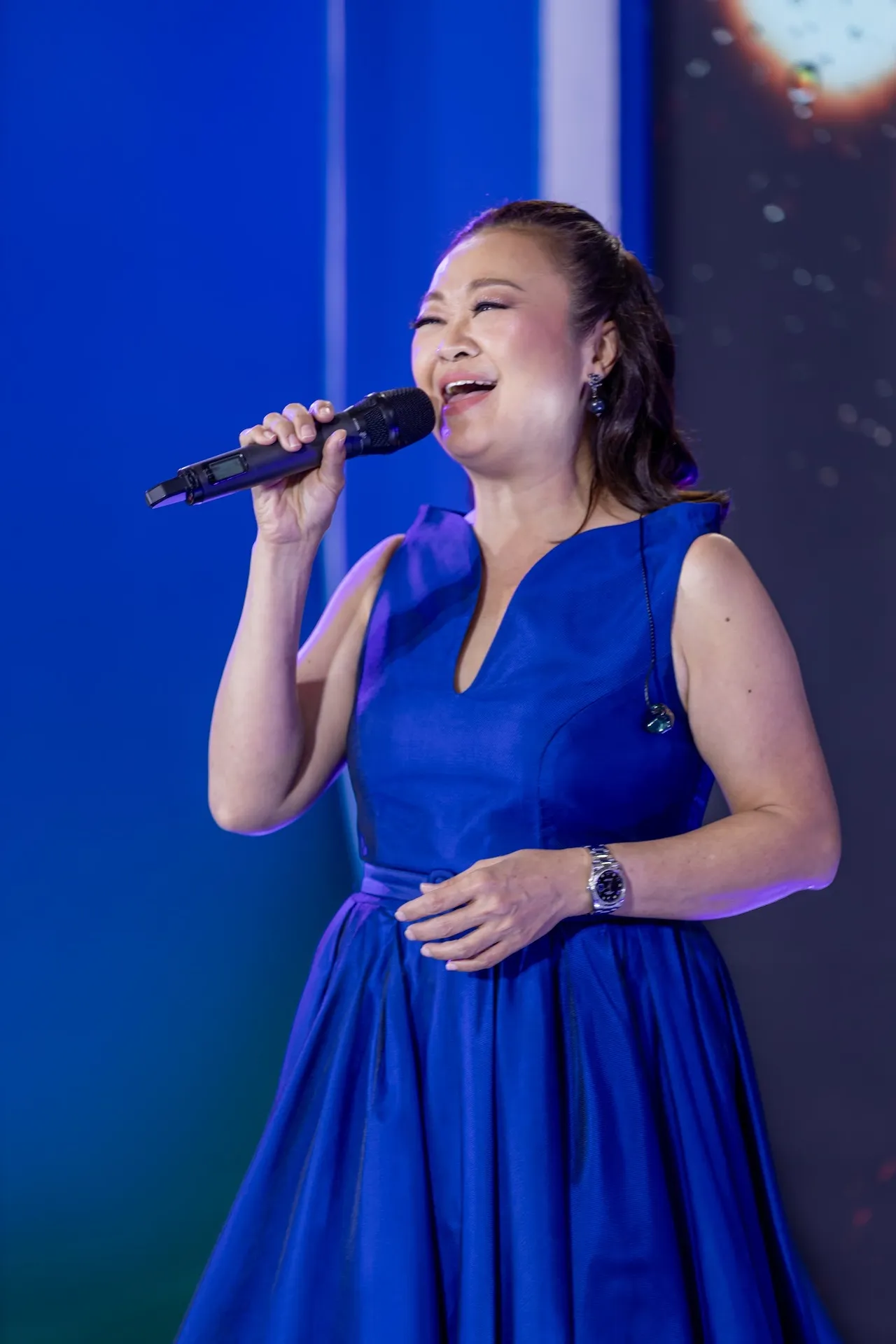 เจนนิเฟอร์ คิ้ม แนะหนุ่มถ้ารักสนุกอย่ายุ่งกับ พลอย เฌอมาลย์ ชมเป็นผู้หญิงที่โคตรจริง