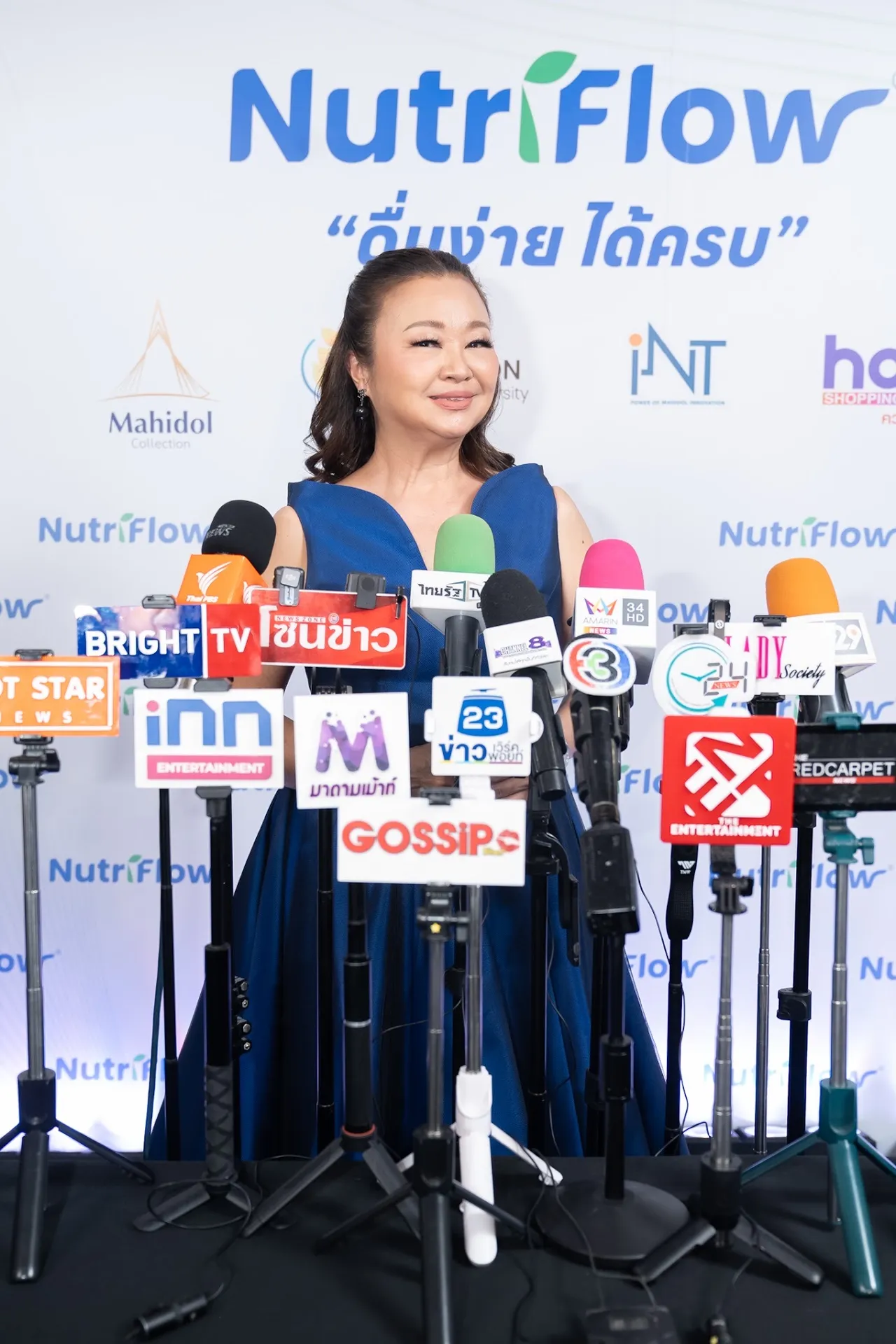 เจนนิเฟอร์ คิ้ม แนะหนุ่มถ้ารักสนุกอย่ายุ่งกับ พลอย เฌอมาลย์ ชมเป็นผู้หญิงที่โคตรจริง