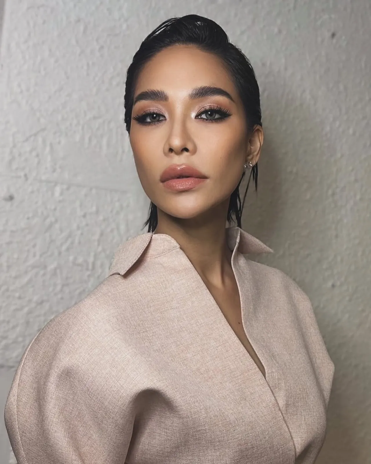 เจนนิเฟอร์ คิ้ม แนะหนุ่มถ้ารักสนุกอย่ายุ่งกับ พลอย เฌอมาลย์ ชมเป็นผู้หญิงที่โคตรจริง