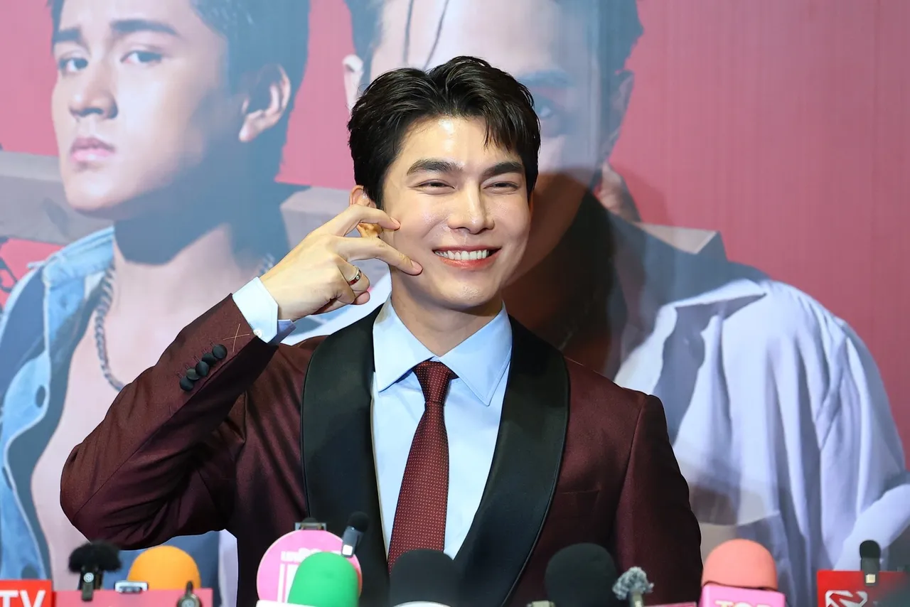 มิว ศุภศิษฏ์ ตอบหลังโดนโยงคู่รักชาย-ชาย จ่อคิวเลิก เผยสาเหตุที่เลื่อนงานแต่ง