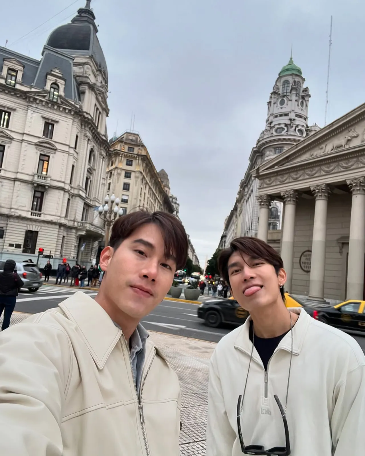 มิว ศุภศิษฏ์ ตอบหลังโดนโยงคู่รักชาย-ชาย จ่อคิวเลิก เผยสาเหตุที่เลื่อนงานแต่ง