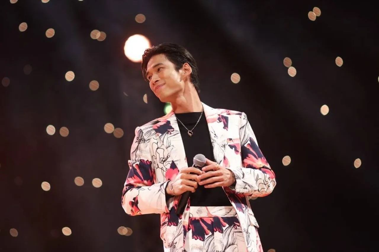 คอนเสิร์ต '51 ปี กรวิก ลมหายใจแห่งความคิดถึง' จินตหรา ทำ สันติ หลังน้ำตากลางเวที