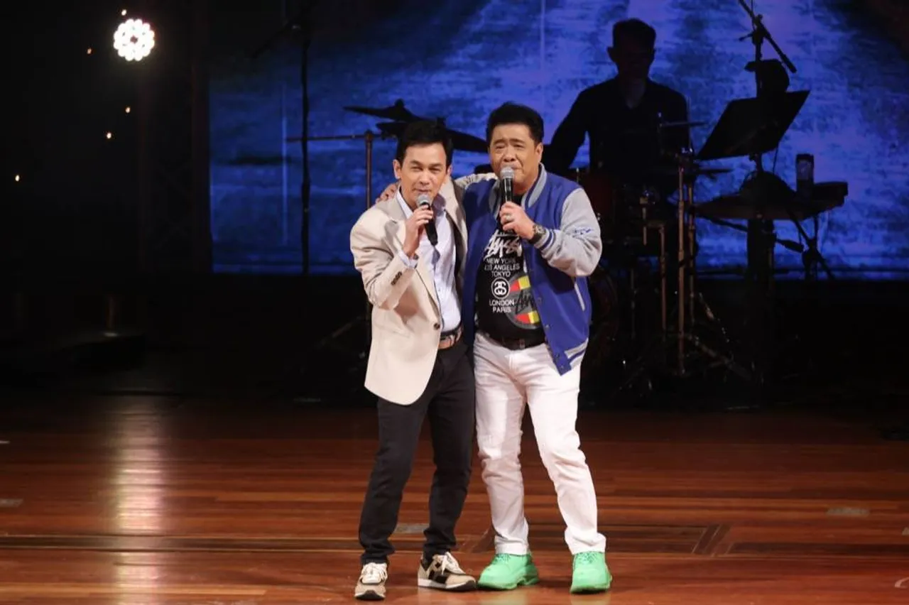 คอนเสิร์ต '51 ปี กรวิก ลมหายใจแห่งความคิดถึง' จินตหรา ทำ สันติ หลังน้ำตากลางเวที