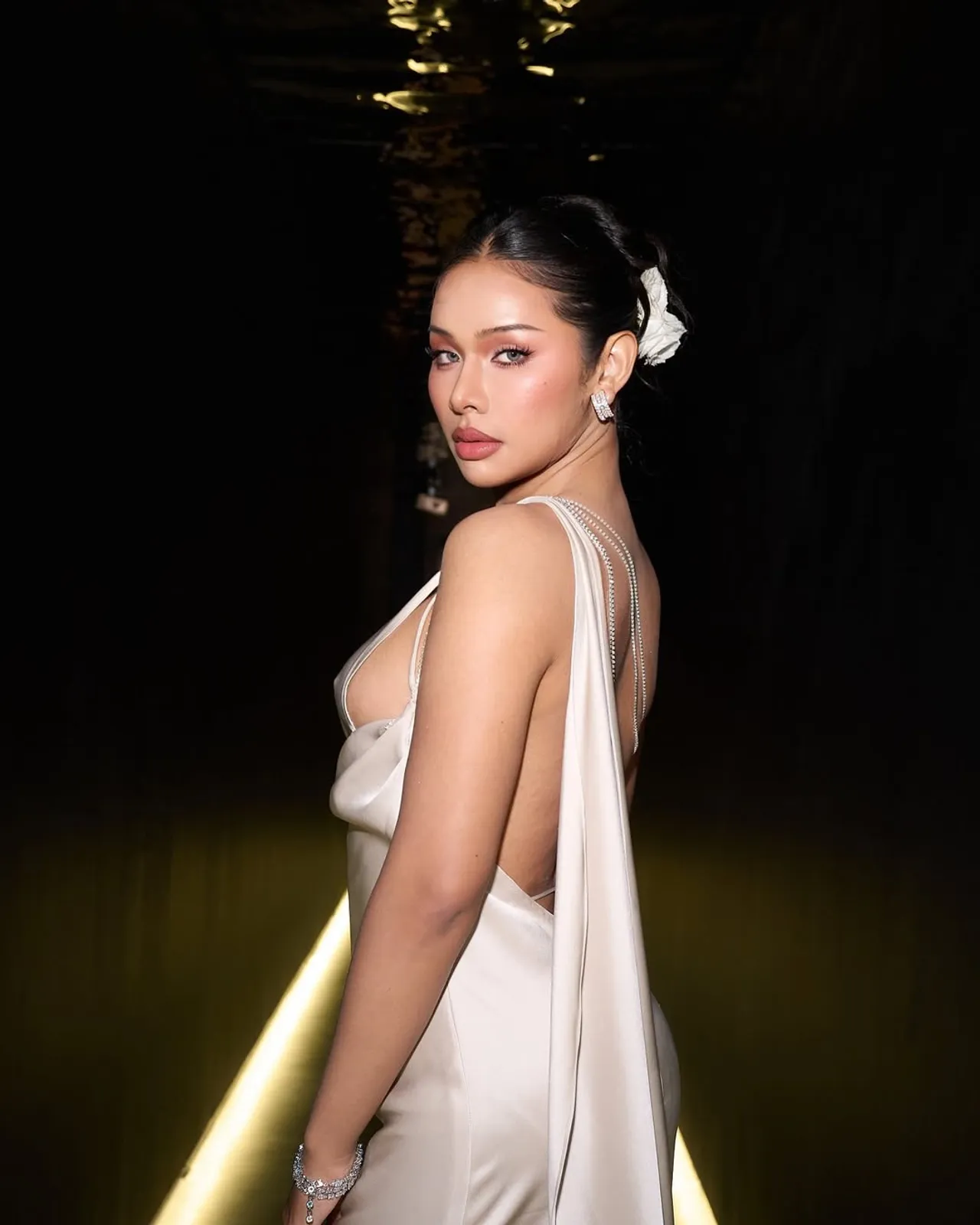 มิกซ์ เฉลิมศรี ขอโทษน้องผู้หญิง หลังลงรูปกับหนุ่มกล้ามโต อธิบายละเอียดความสัมพันธ์