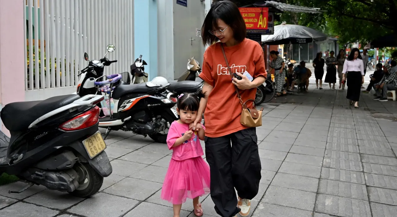 เวียดนามยกเลิกนโยบายจำกัดลูก 2 คน หลังอัตราเกิดลดต่ำต่อเนื่อง