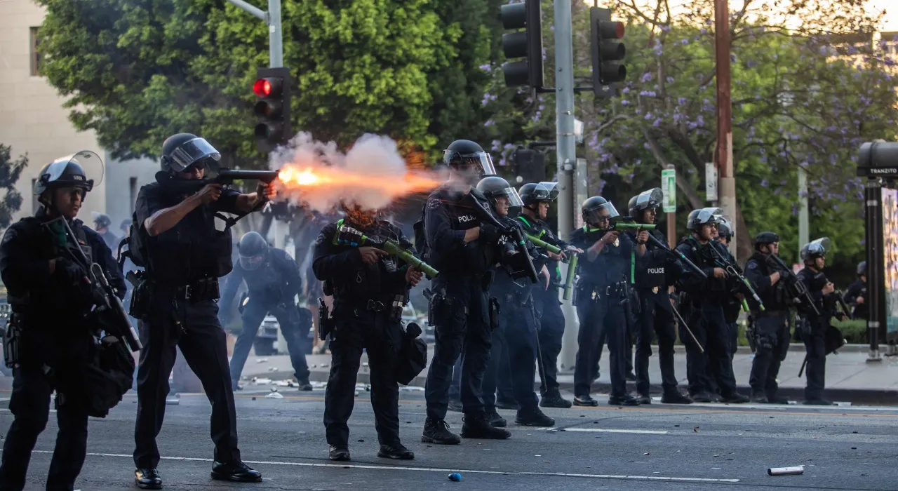 ผู้ว่าการรัฐแคลิฟอร์เนียประณามทรัมป์เติมเชื้อไฟ เหตุประท้วงลอสแองเจลิส ย้ำส่งทหารเข้าปราบผิดกม.