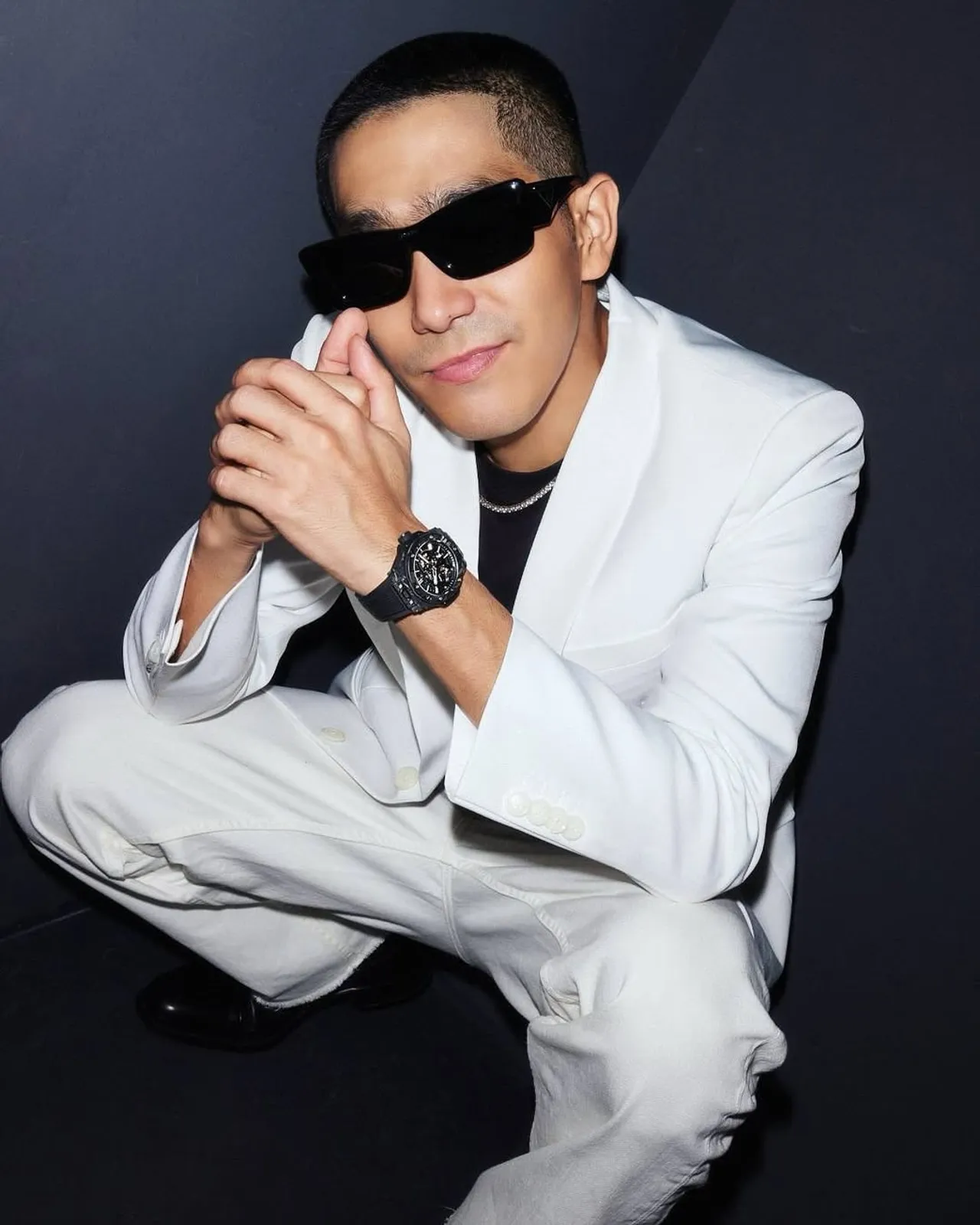 โต้ง ทูพี โพสต์ภาพงานศิลปะชวนให้คิด รูปคล้ายหัวใจถูกละเลงสีเต็มเฟรมผ้าใบ