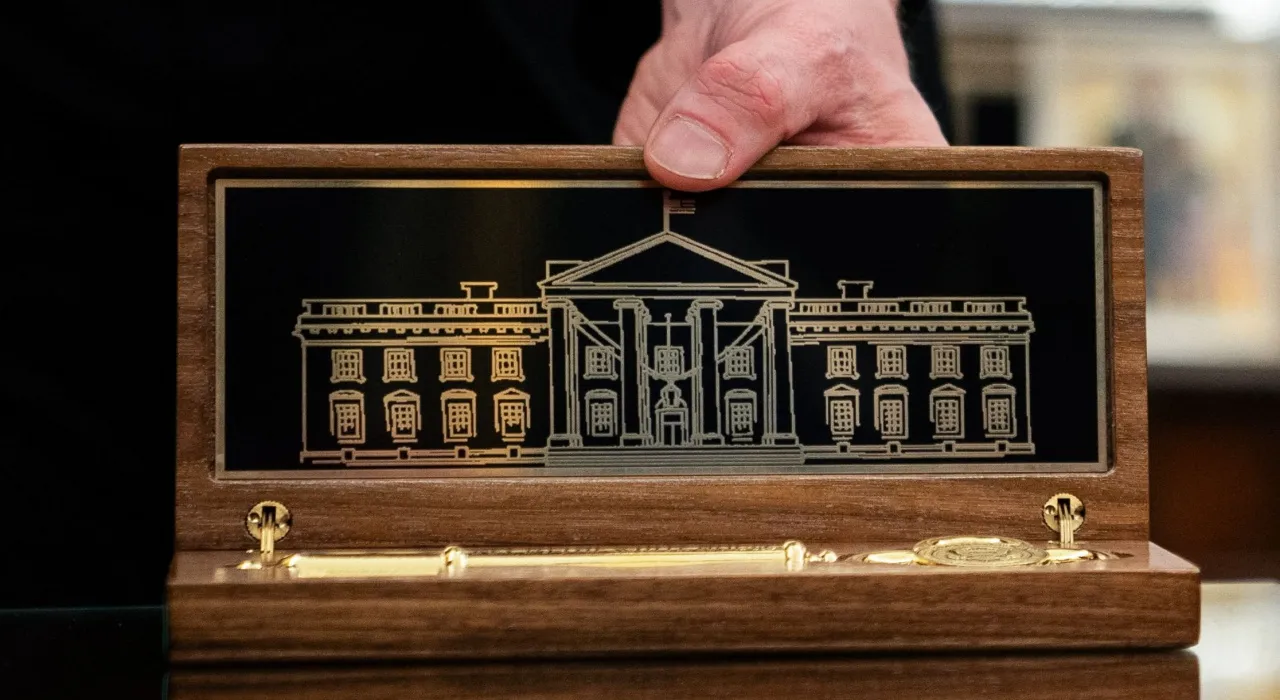 ทรัมป์มอบ "กุญแจทองคำ" ให้ อีลอน มัสก์ ตอบแทนช่วยงานรัฐบาล