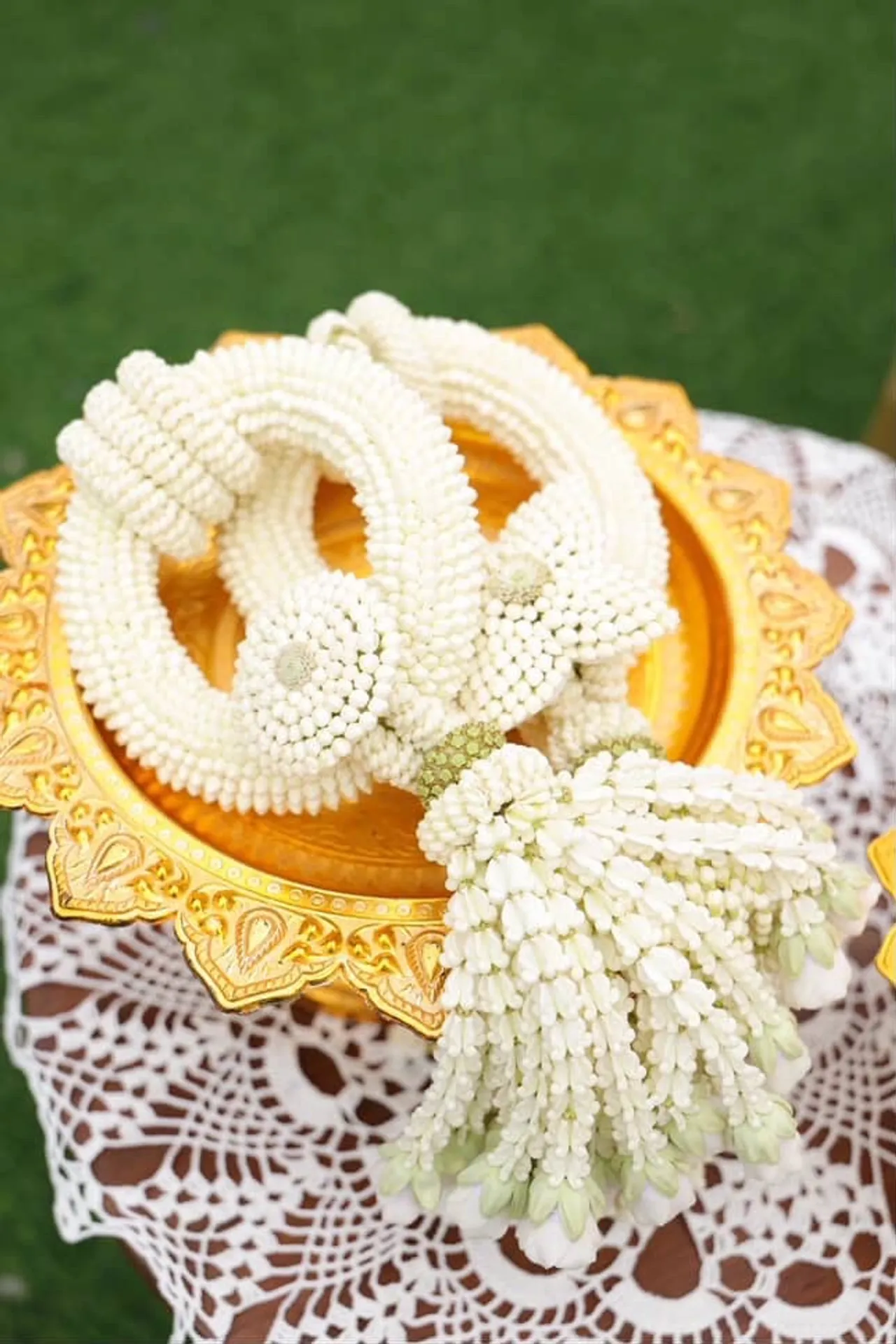 ชมภาพ เจนี่ เทียนโพธิ์สุวรรณ เข้าพิธีหลังปลงผมบวชเป็นสามเณรีสุดสงบนิ่ง