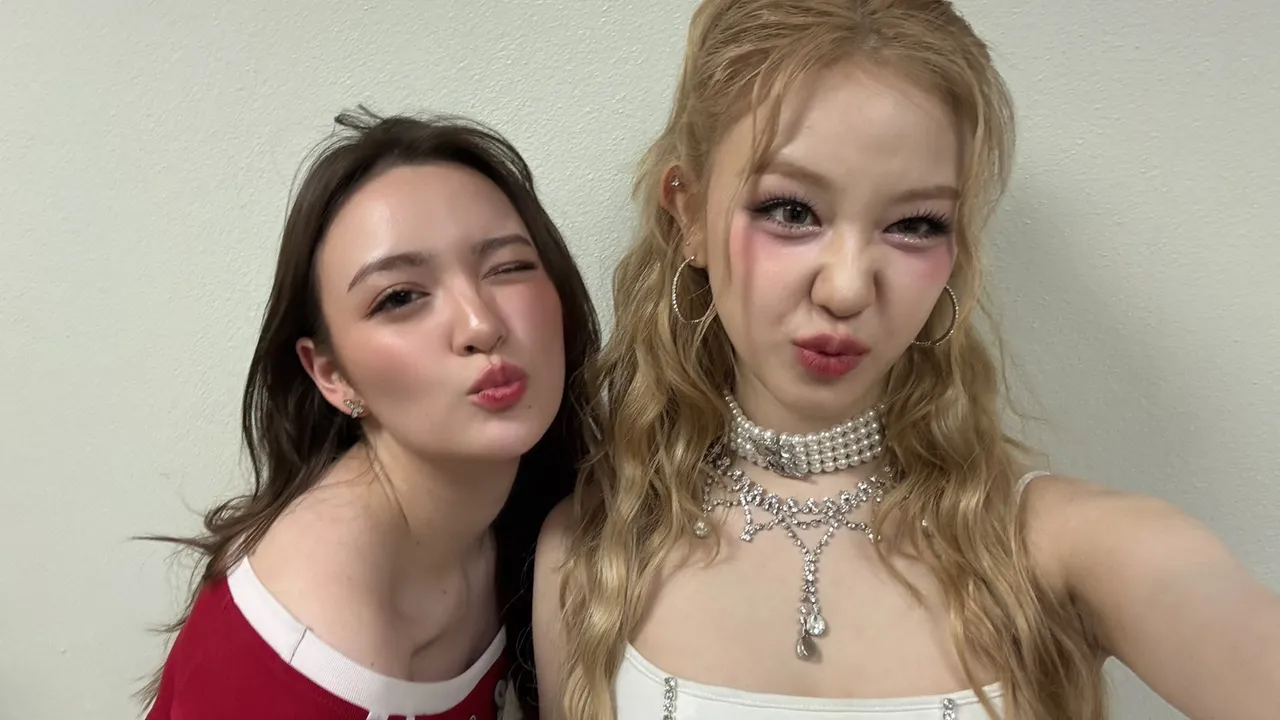 เดน่า แชะภาพคู่ แพร ภริตา BABYMONSTER 2 สาวเพื่อนสนิทน่ารักทั้งคู่