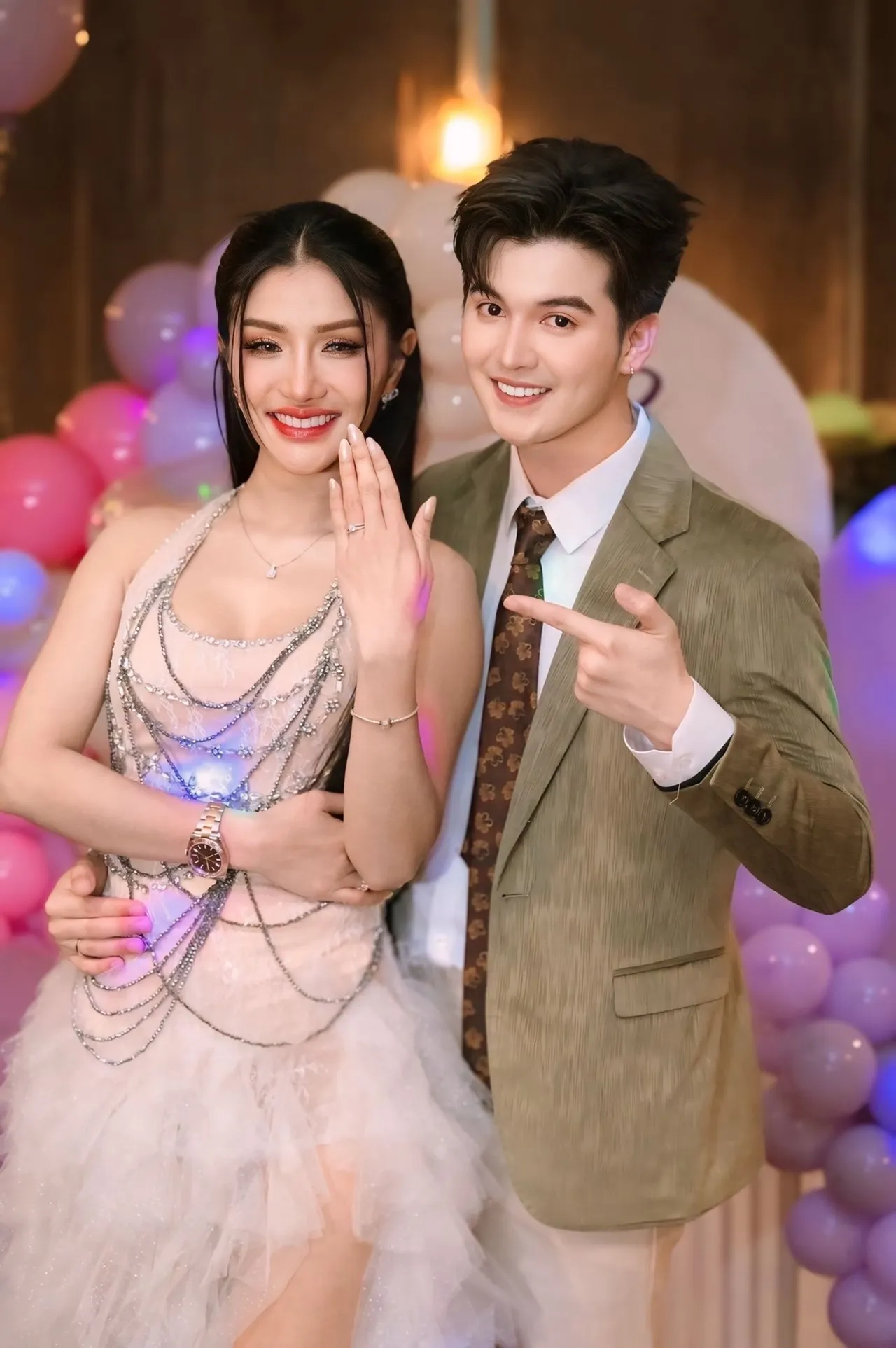 ซัน วงศธร