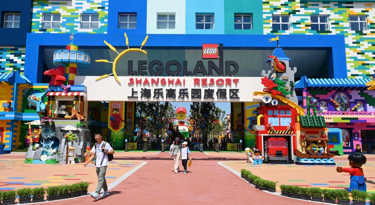 LEGOLAND ที่ใหญ่ที่สุดในโลกเปิดแล้วที่เซี่ยงไฮ้ นักท่องเที่ยวแห่เข้าชม