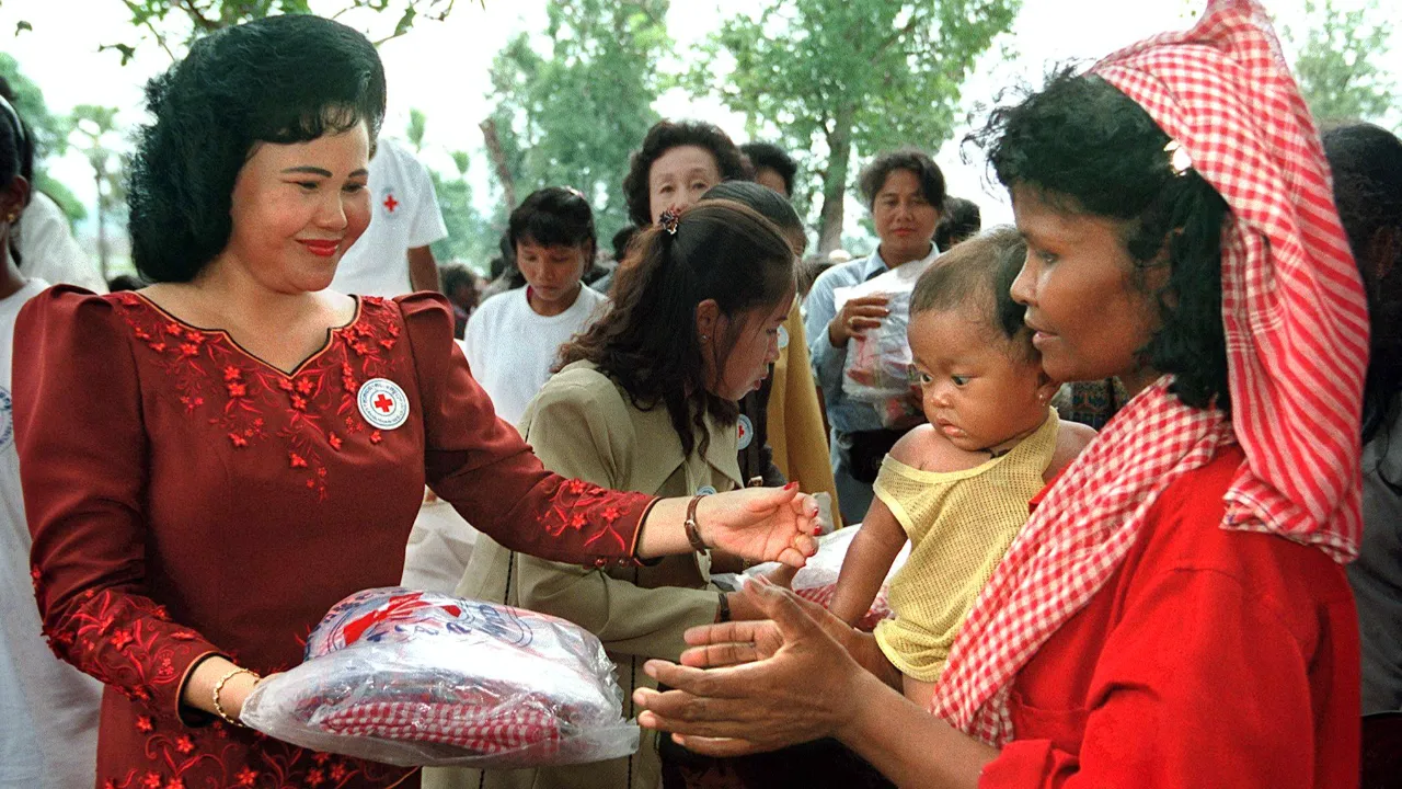 เปิดโปง สภากาชาดกัมพูชาภายใต้ "บุน รานี" รับเงินบริจาคกลุ่มทุนสีเทา เอาไปต่อยอดอำนาจการเมือง