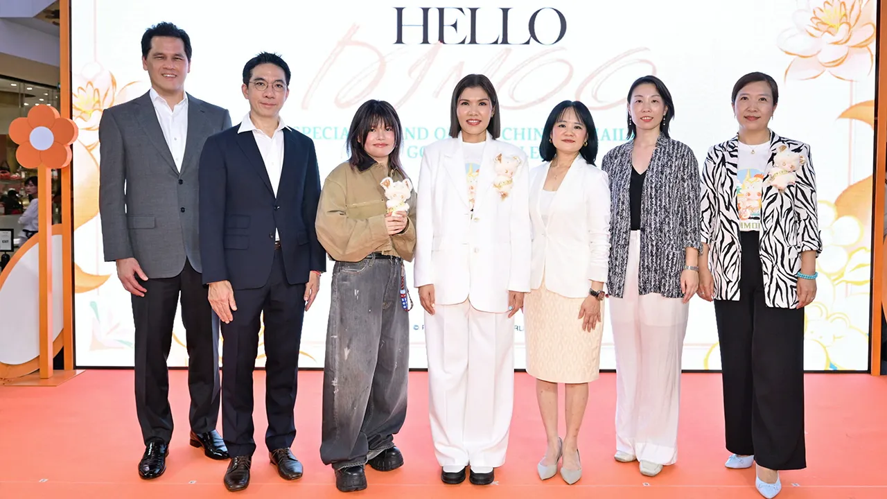 ไทย–จีน ศิริพร แผลงจันทึก จัดงาน HELLO DIMOO “Special Friend of Thailand-China Golden Jubilee” เพื่อร่วมฉลองครบรอบ 50 ปี ความสัมพันธ์ทางการทูตระหว่างไทย-จีน โดยมี เฉิน เสี่ยวหยุน, อาเยียน เติง และ เพ็ญโสม เลิศสิทธิชัย มาร่วมงานด้วย ที่เซ็นทรัลเวิลด์ วันก่อน.