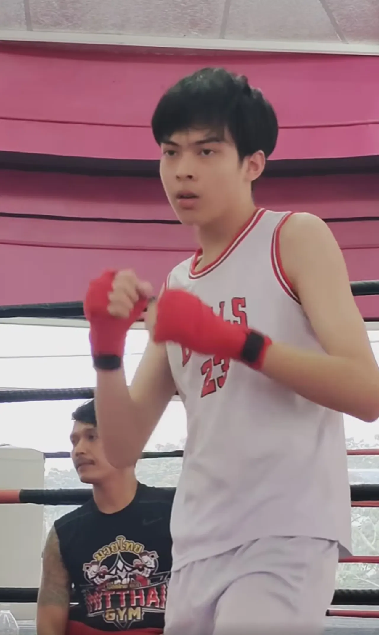 น้องฑีฆายุ เรียนต่อยมวย หล่อเท่มาก แต่เจอคนติงเรื่องกล้าม แอนนี่ บรู๊ค รีบชี้แจง