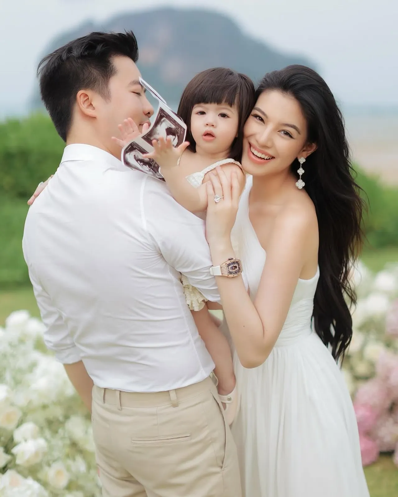 นางเอกสาว แคท ซอนญ่า ประกาศข่าวดี ตั้งท้องลูกคนที่ 2 ยังไม่เจอหน้าก็รักมากแล้ว