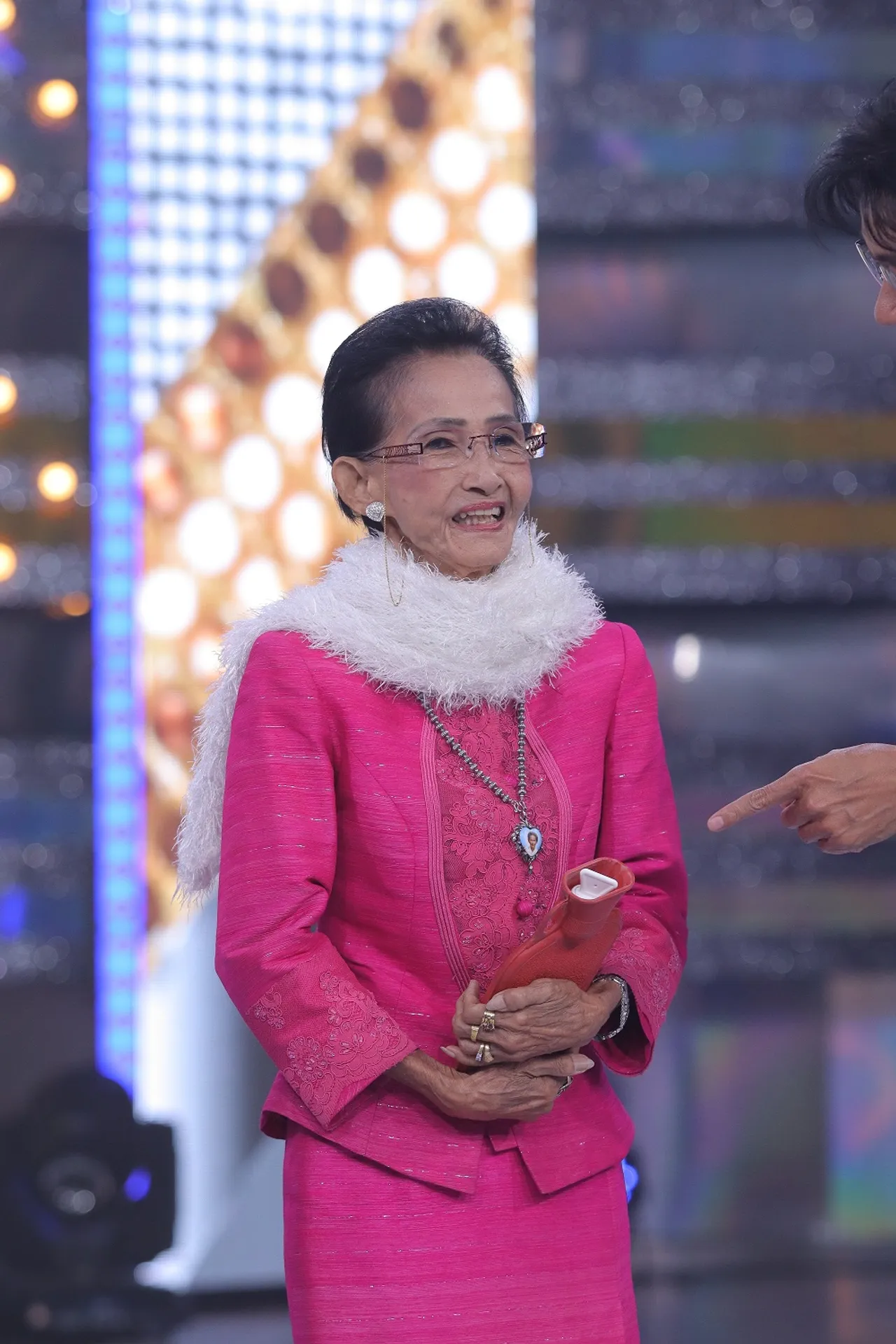 เปิดประวัติ ผ่องศรี วรนุช ราชินีลูกทุ่งคนแรกของไทย ศิลปินแห่งชาติ มีเพลงดังมากมาย