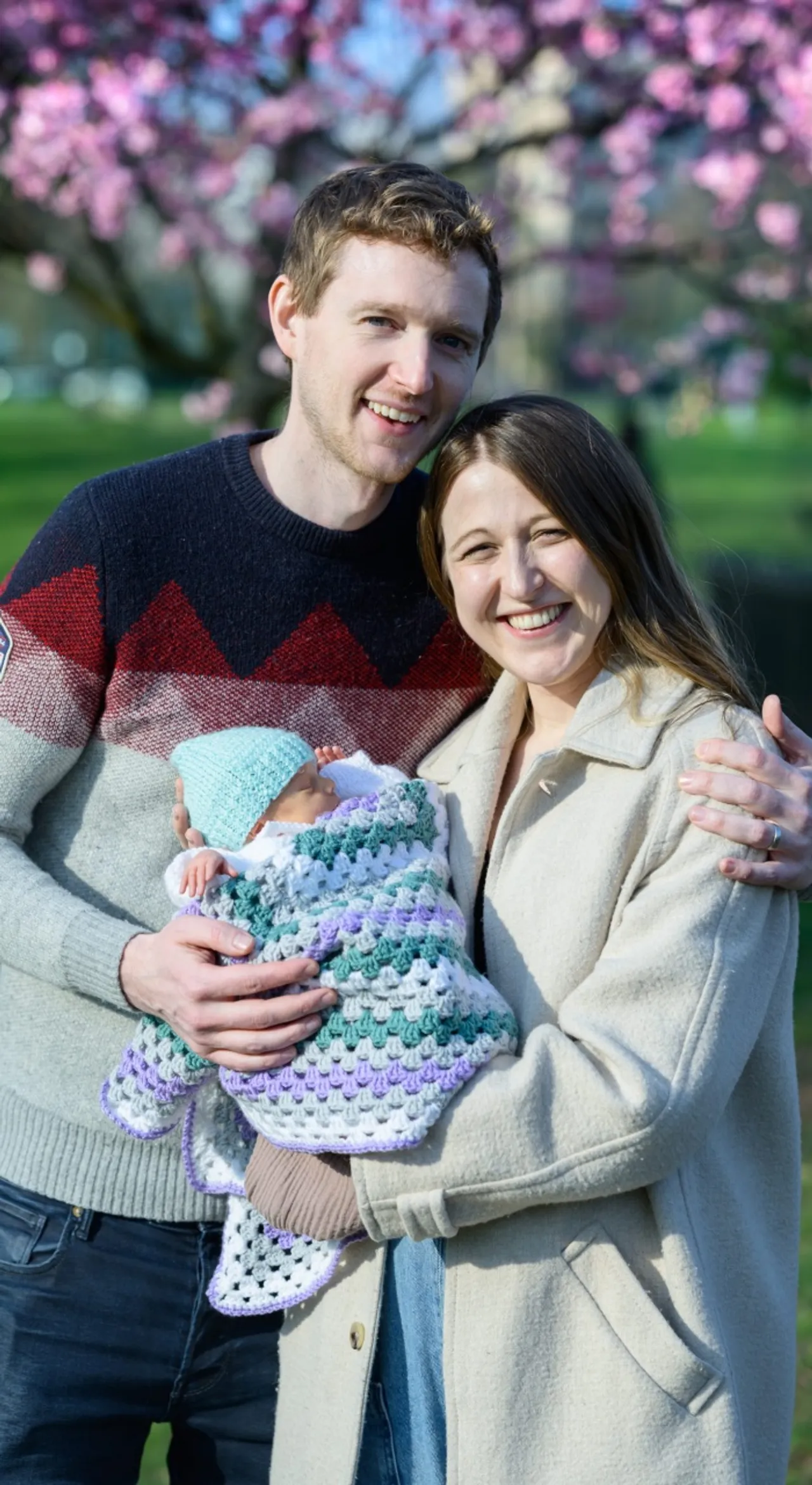 ฮือฮา ทารกเกิดจากแม่ซึ่งได้รับการปลูกถ่ายมดลูกคนแรกในอังกฤษ