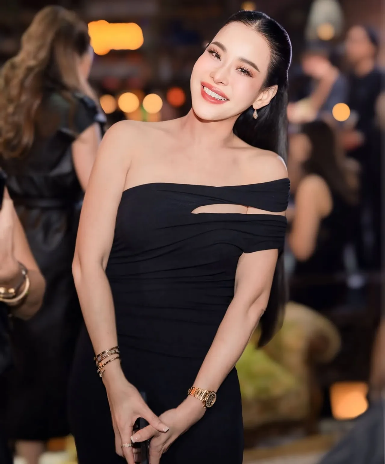 ชาวเน็ตชี้เป้าเป็น หนิง ปณิตา หลังมีคนพูดถึงนางร้ายกับนิสัยที่ทำให้ประทับใจ