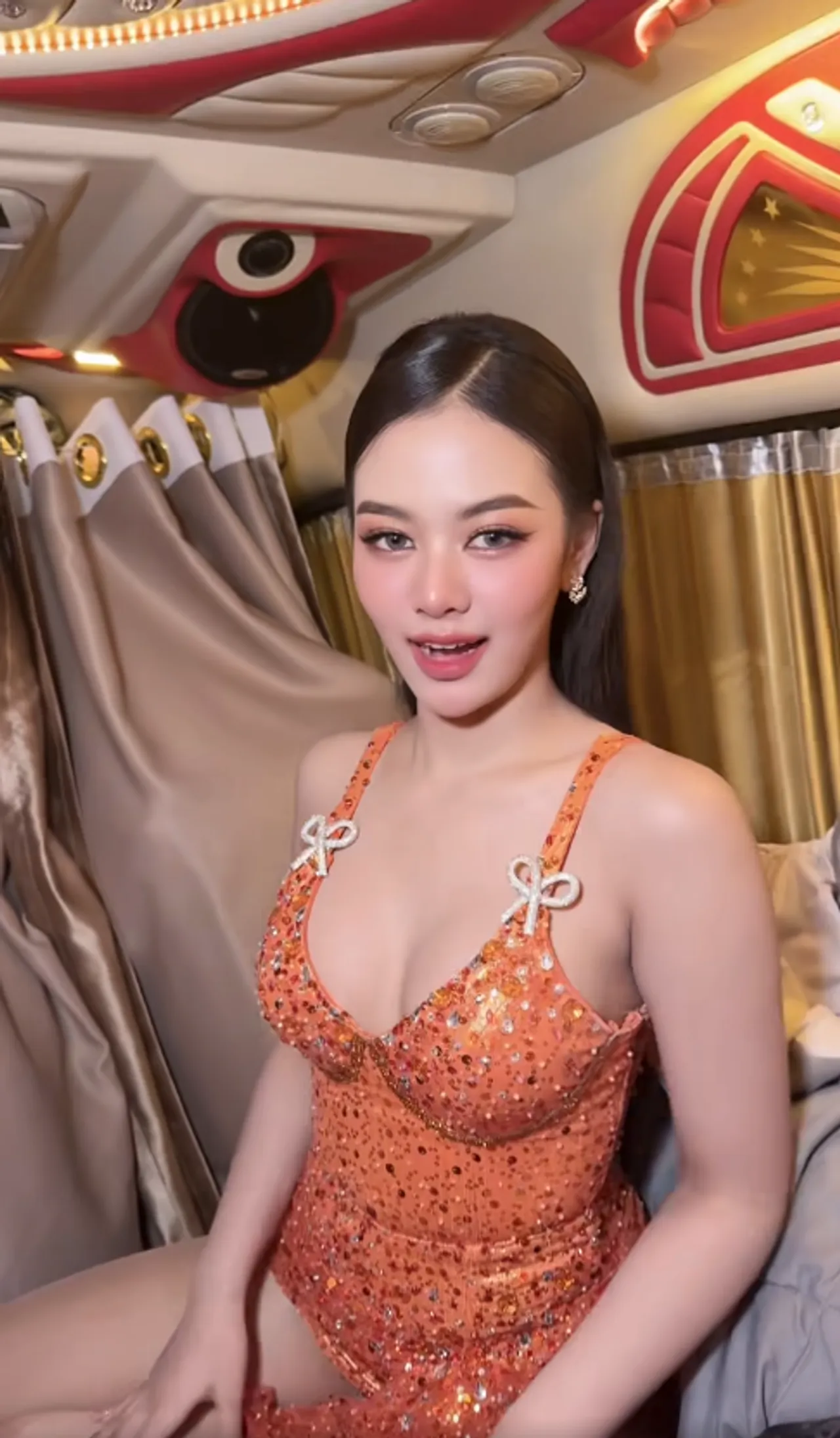 ยูกิ ไหทองคำ ลงคลิปเต้นน่ารักก่อนขึ้นเวที แต่โดนคนติง 'เด็กอยู่ ปิดๆ หน่อยก็ดี'