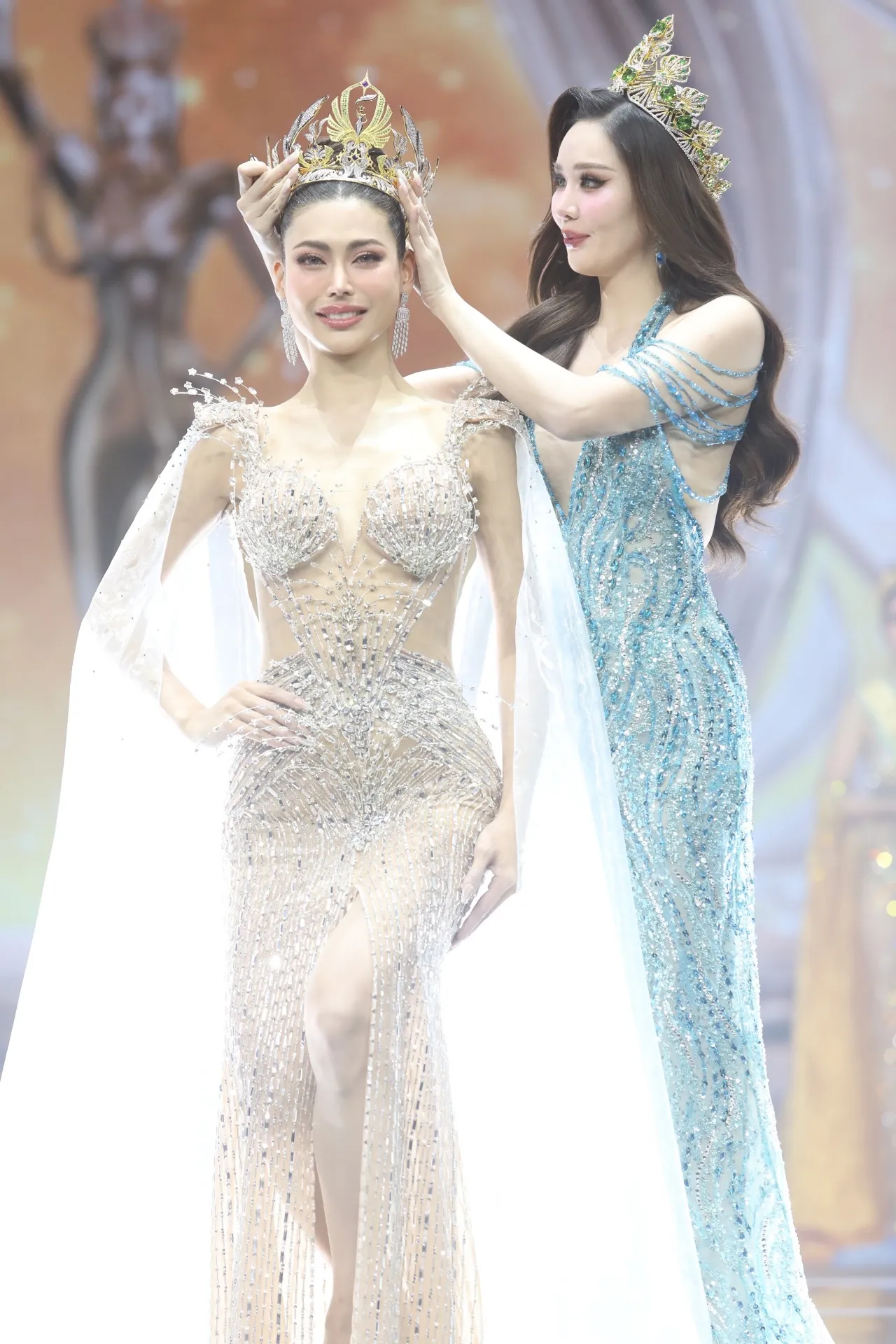 กชเบล คว้ามงทอง มิสแกรนด์ไทยแลนด์ 2025 เฌอเอม รั้งตำแหน่งรองอันดับ 1