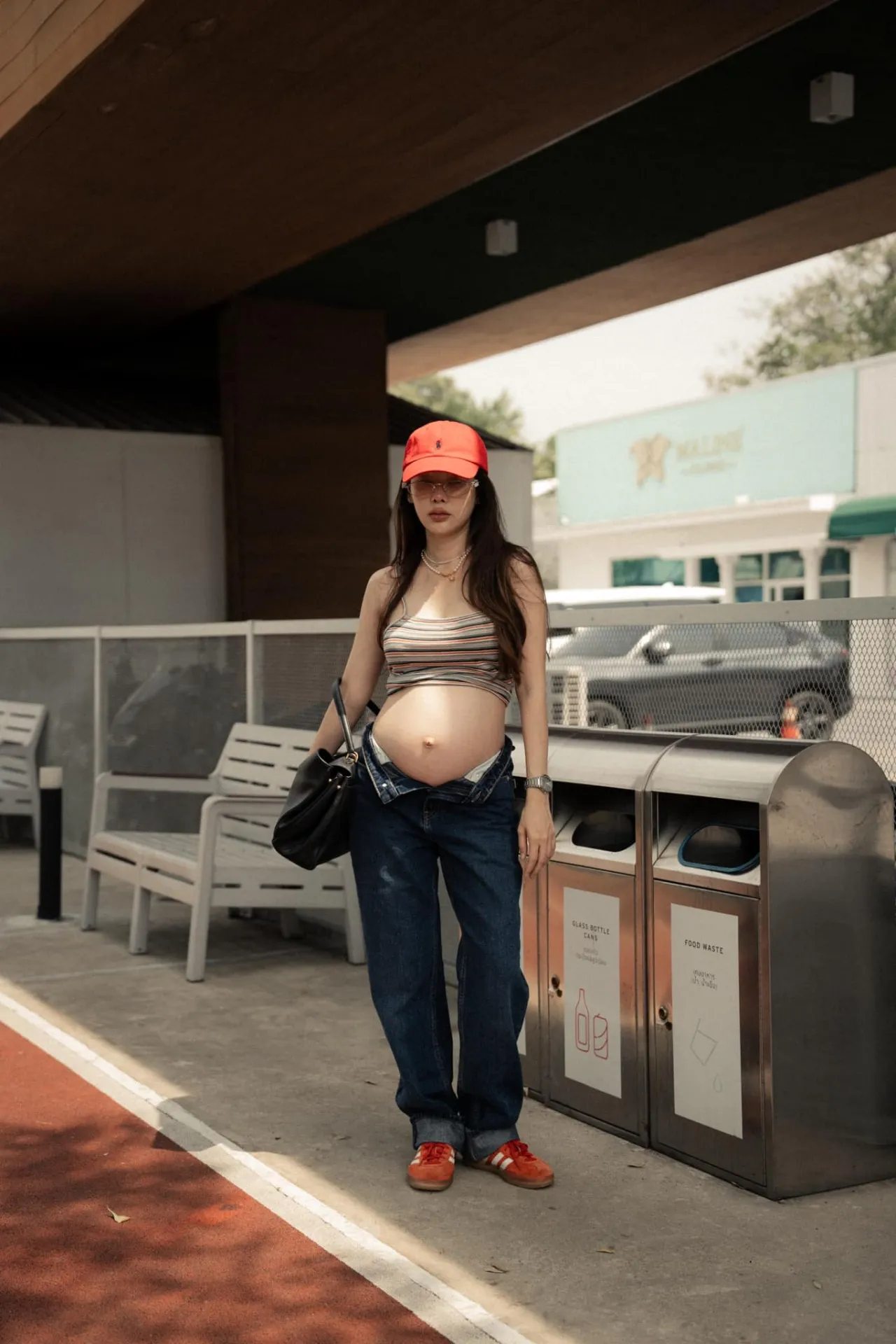 ปุ้มปุ้ย พรรณทิพา ใส่เดรสเว้าช่วงท้องอวดท้องโตสุดแซ่บ แต่เจอวิจารณ์แต่งตัวน่าเกลียด