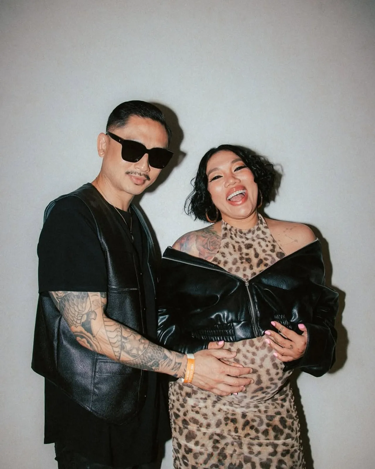 ดา เอ็นโดรฟิน คลอดลูกชายคนที่ 2 ตั้งชื่อ น้องดิน ด้านสามีโพสต์ซึ้ง