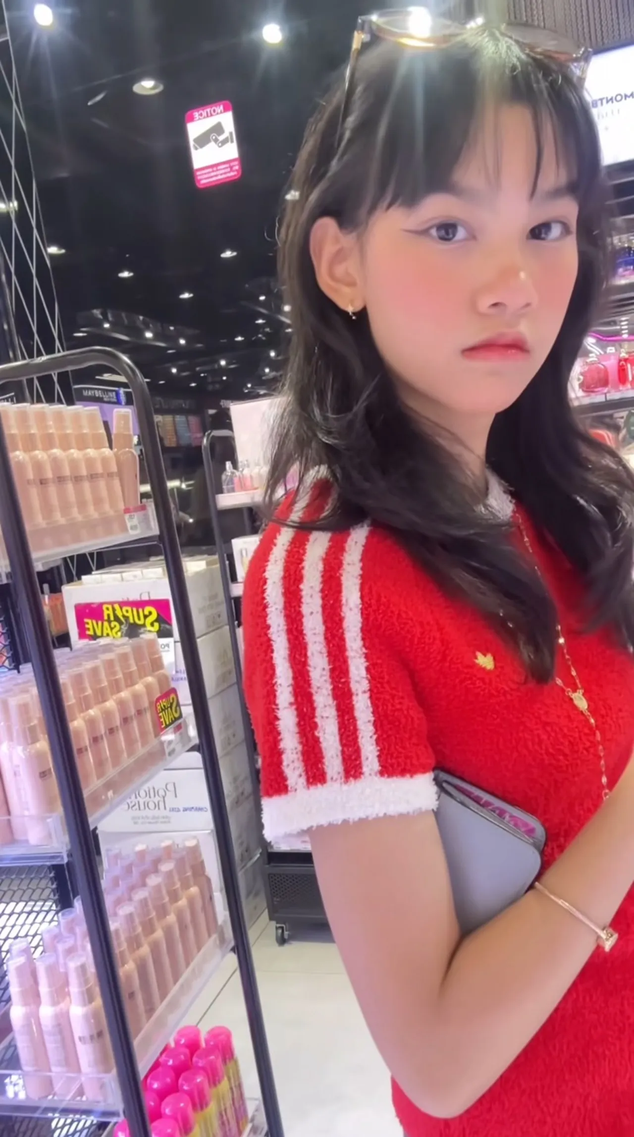 โตเป็นสาวแล้ว น้องลัลลาเบล ลูกไอด้า ไอรดา น่ารักสวยเก๋ ถอดแบบแม่มาเป๊ะๆ