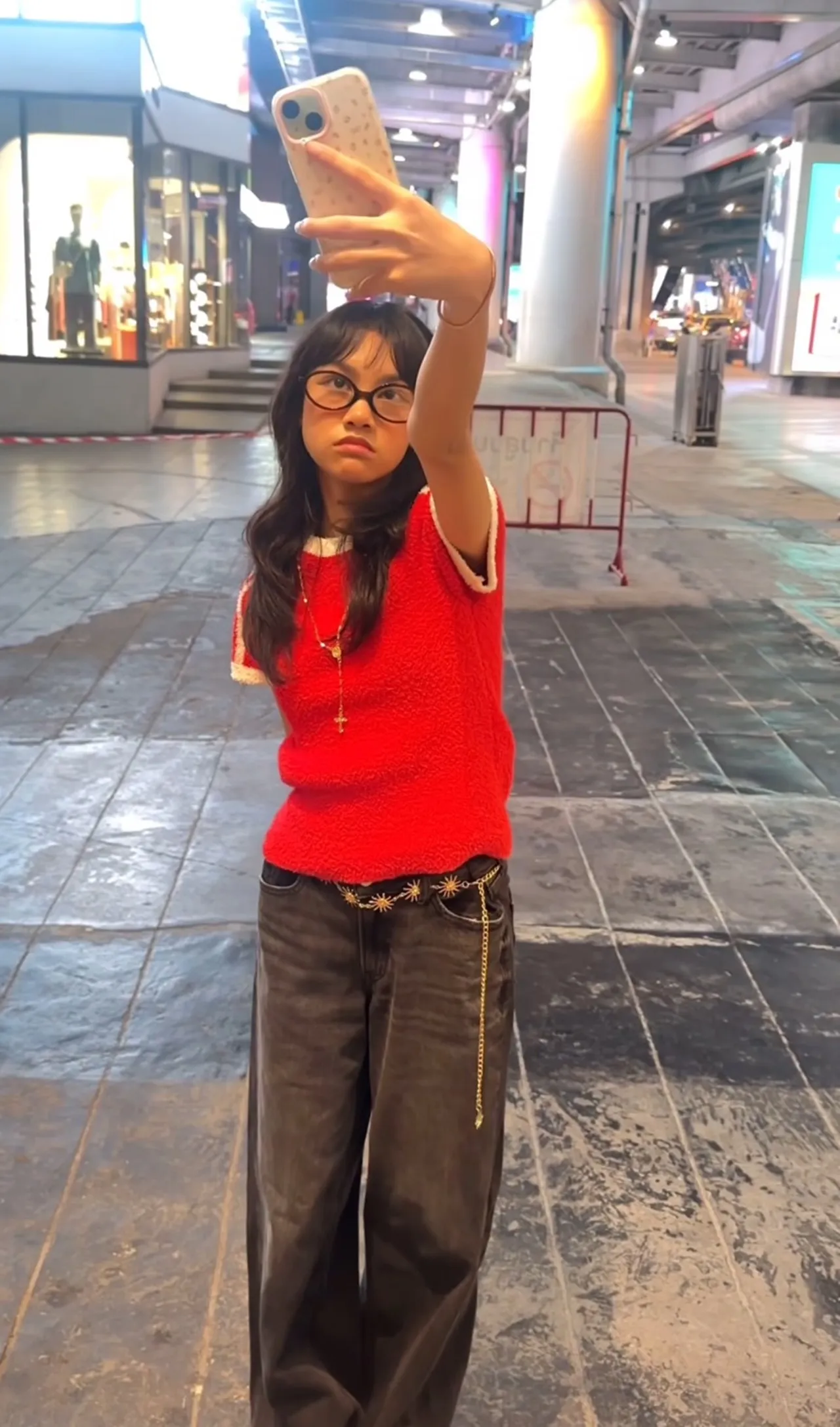 โตเป็นสาวแล้ว น้องลัลลาเบล ลูกไอด้า ไอรดา น่ารักสวยเก๋ ถอดแบบแม่มาเป๊ะๆ