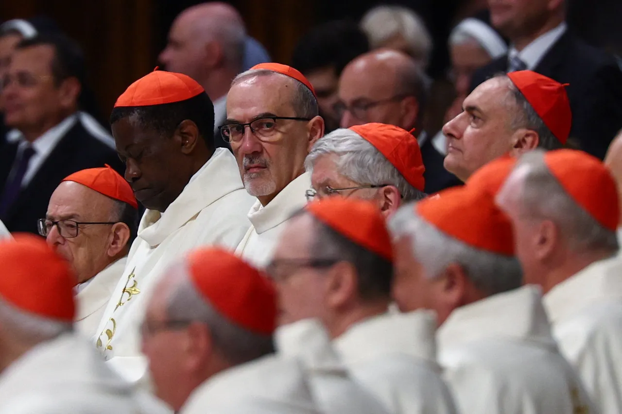 ควันดำ-ควันขาว เกิดจากอะไร: วาติกันส่งสัญญาณควันเลือกพระสันตะปาปาองค์ใหม่อย่างไร