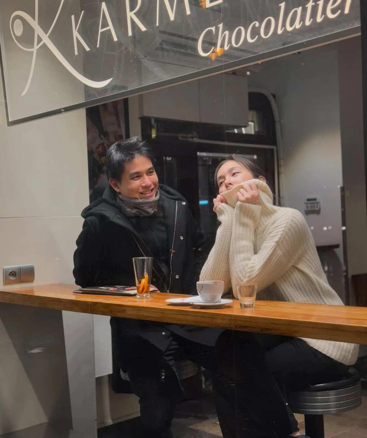 ปอย ตรีชฎา รีวิวชีวิตหลังแต่งงาน 2 ปี กับนักธุรกิจ ราบรื่นดี ไม่ต้องแอ๊บใส่กัน