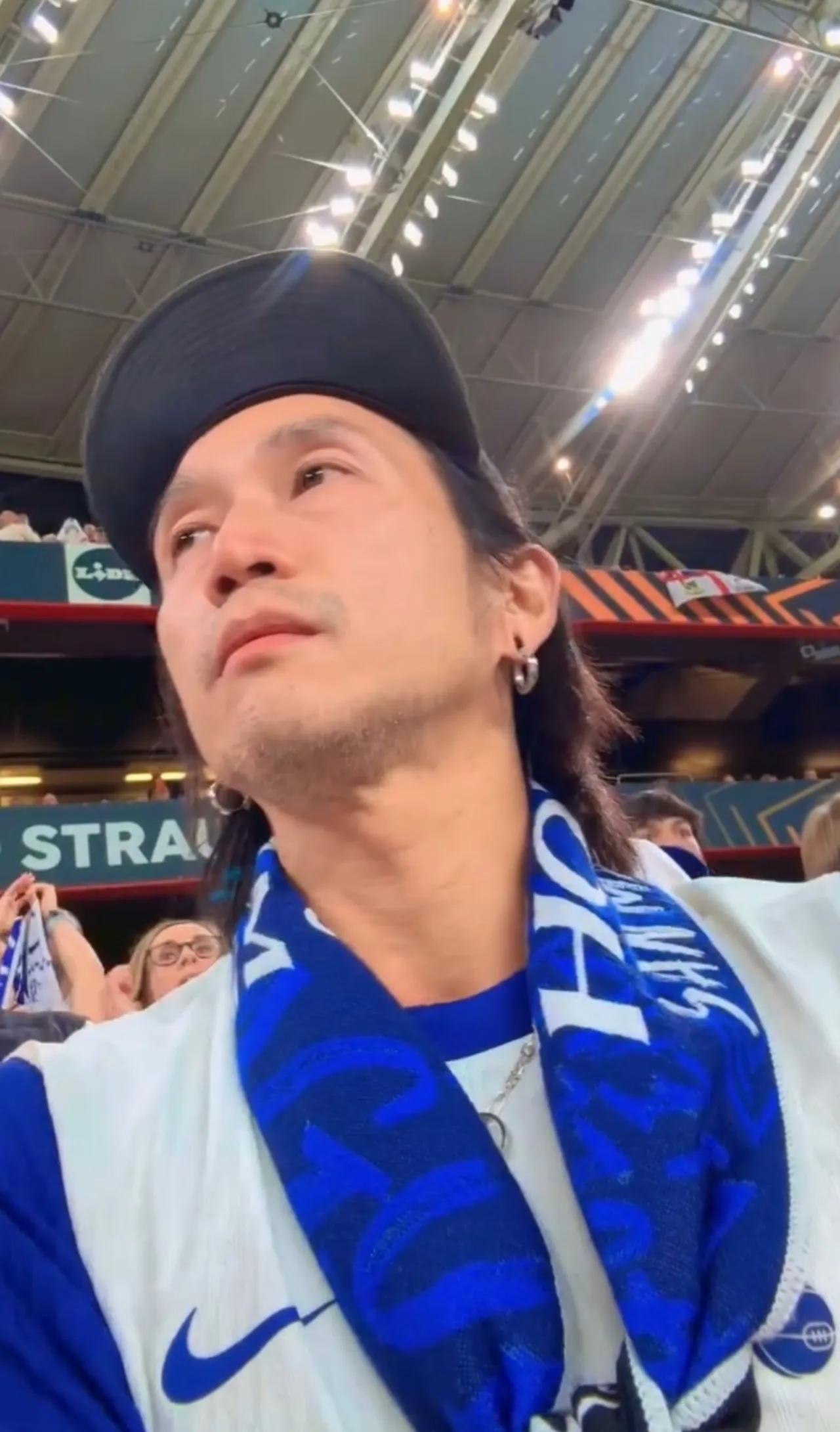 ตูน บอดี้สแลม ดีใจน้ำตาซึม ทีมรัก สเปอร์ส ชนะ แมนยูฯ ได้แชมป์ในรอบ 17 ปี