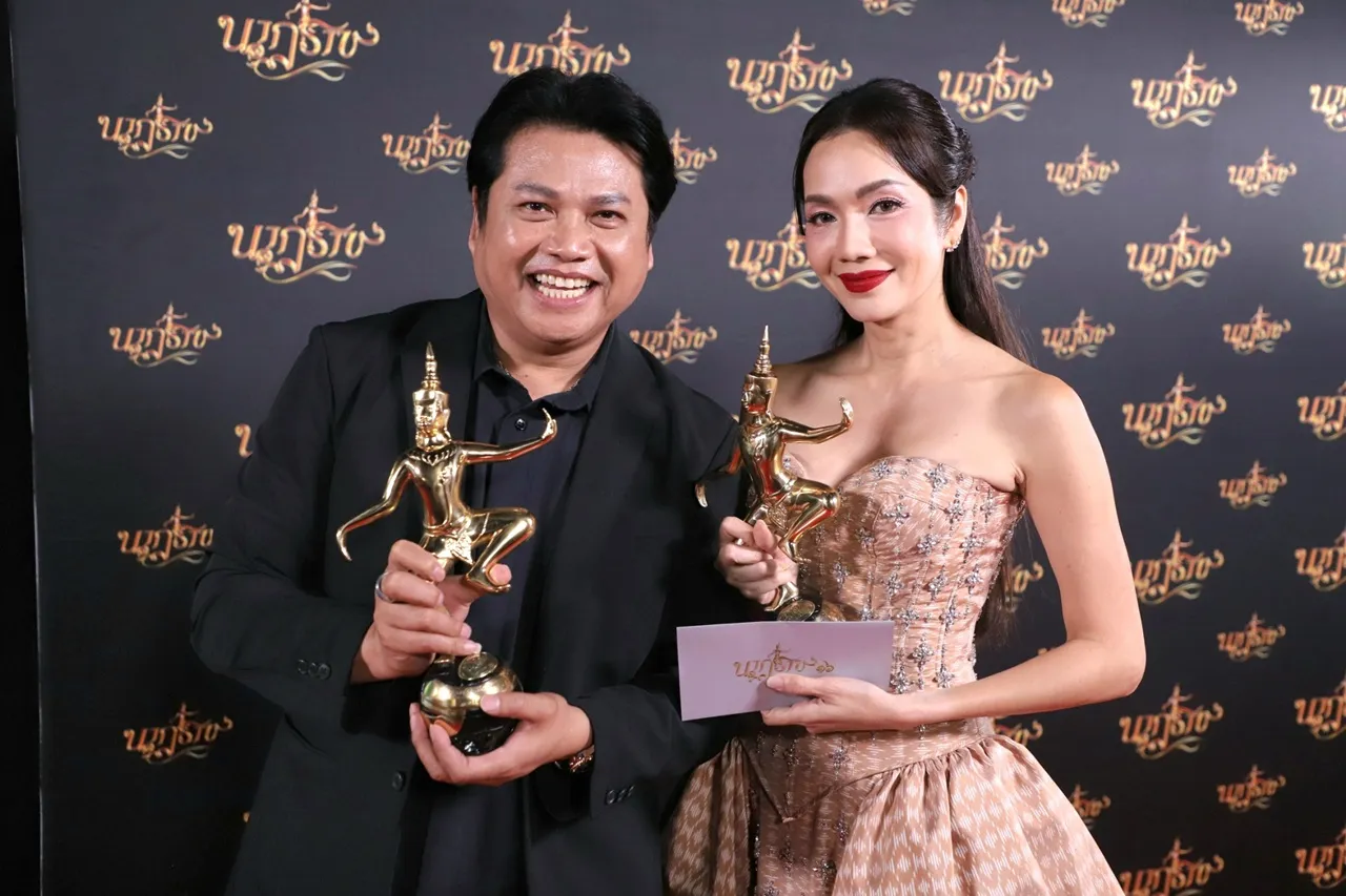 สรุปผลรางวัลนาฏราช ครั้งที่ 16 "ใบเฟิร์น" คว้านำหญิง 2 รางวัล "ชาคริต" นำชายยอดเยี่ยม