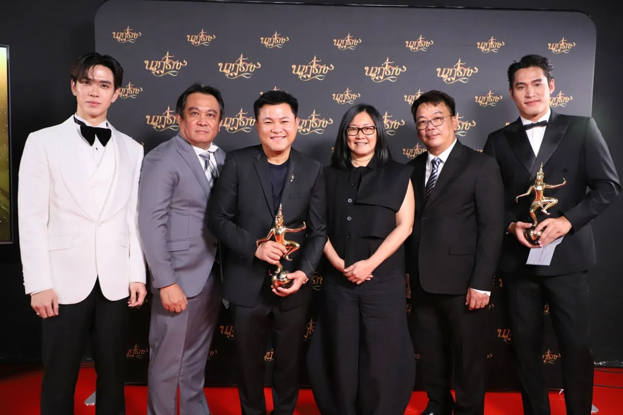 สรุปผลรางวัลนาฏราช ครั้งที่ 16 "ใบเฟิร์น" คว้านำหญิง 2 รางวัล "ชาคริต" นำชายยอดเยี่ยม