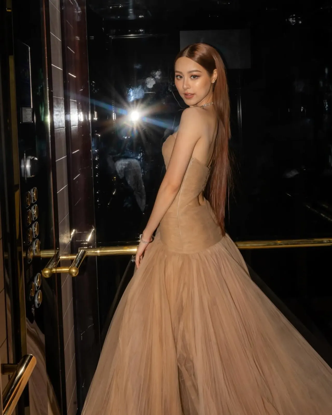 พีพี ปุญญ์ปรีดี สวยตะโกนบนพรมแดงคานส์ 2025 ในฐานะตัวแทนความงามแบบเอเชีย